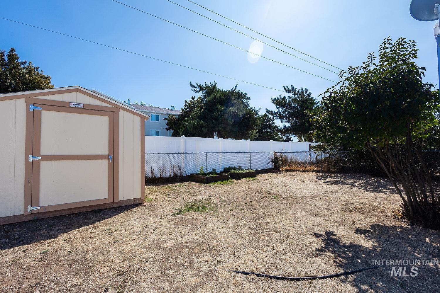 1238 N Sable Ln, Boise, Idaho 83704, 2 Bedrooms, 1 Bathroom, Residential For Sale, Price $79,900,MLS 99000274
