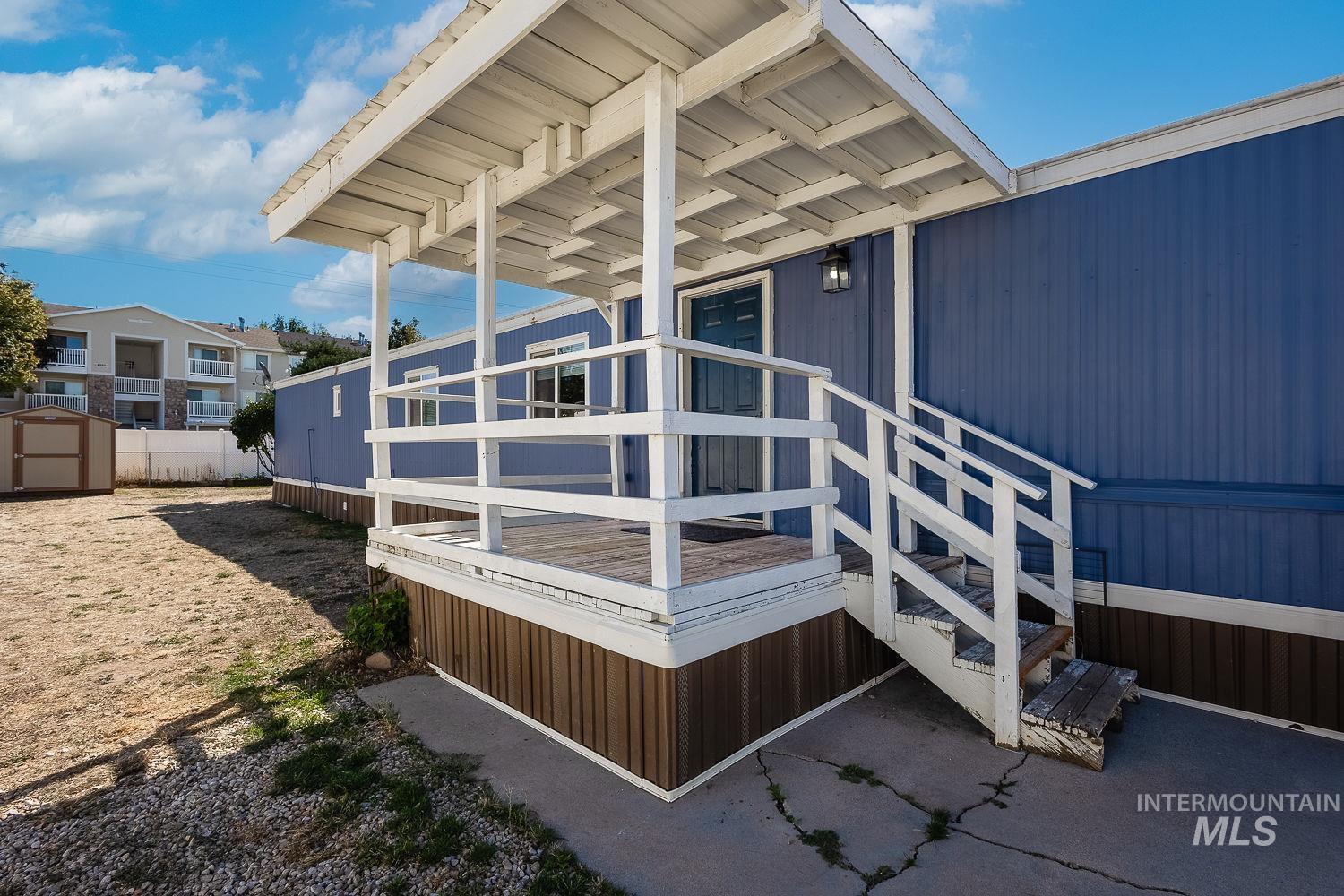 1238 N Sable Ln, Boise, Idaho 83704, 2 Bedrooms, 1 Bathroom, Residential For Sale, Price $79,900,MLS 99000274