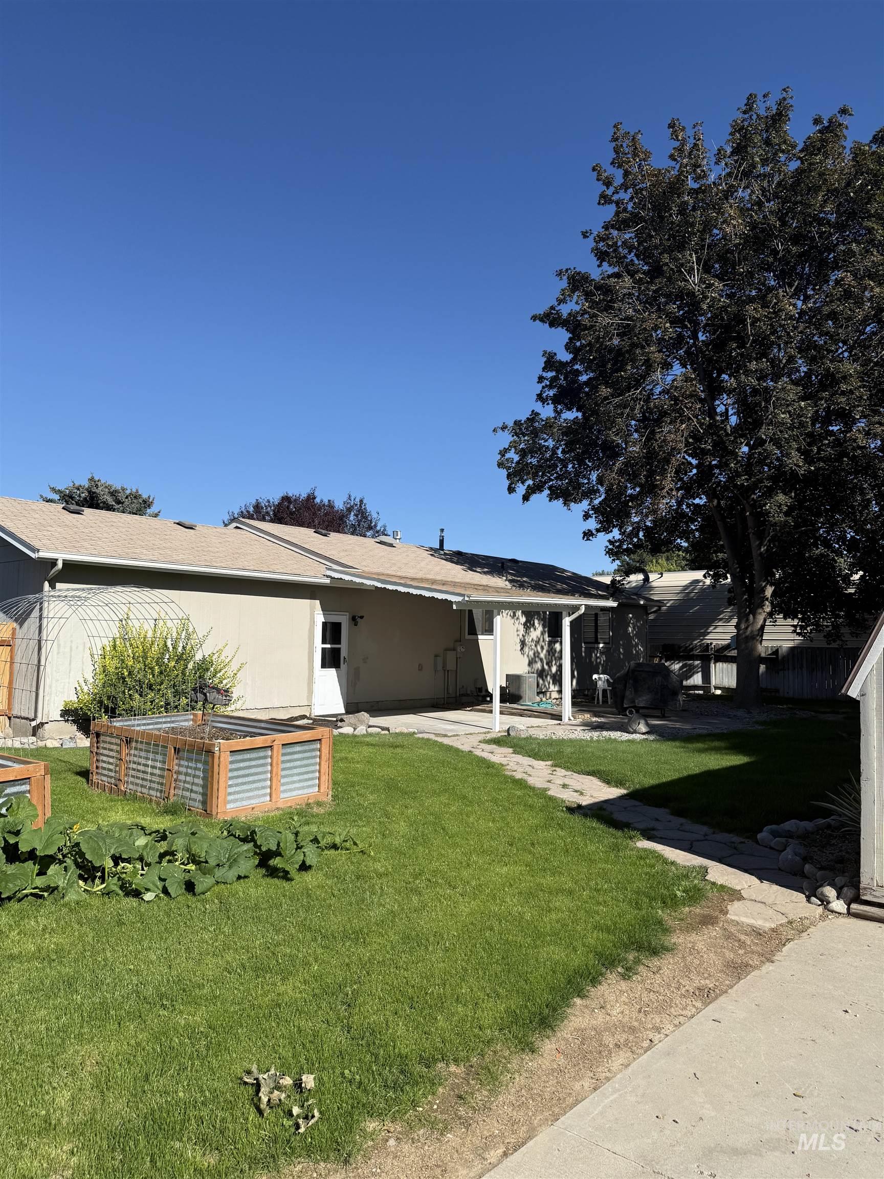 485 Park Terrace Dr., Twin Falls, Idaho 83301, 4 Bedrooms, 3 Bathrooms, Residential For Sale, Price $375,000, 99000276