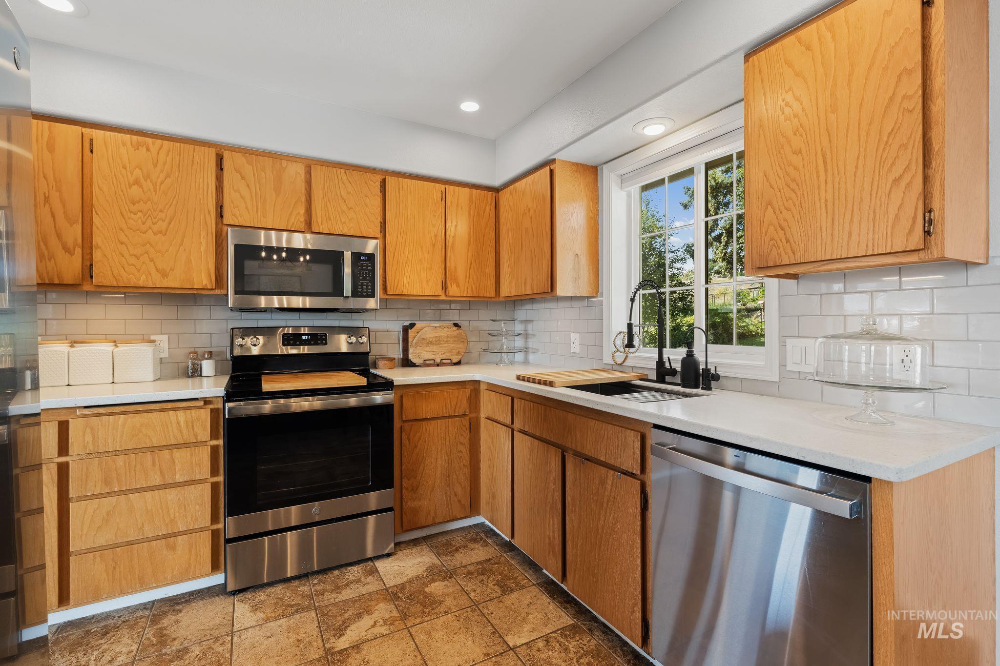 3610 Masters Drive, Clarkston, Washington 99403, 4 Bedrooms, 2 Bathrooms, Residential For Sale, Price $449,000,MLS 99000278