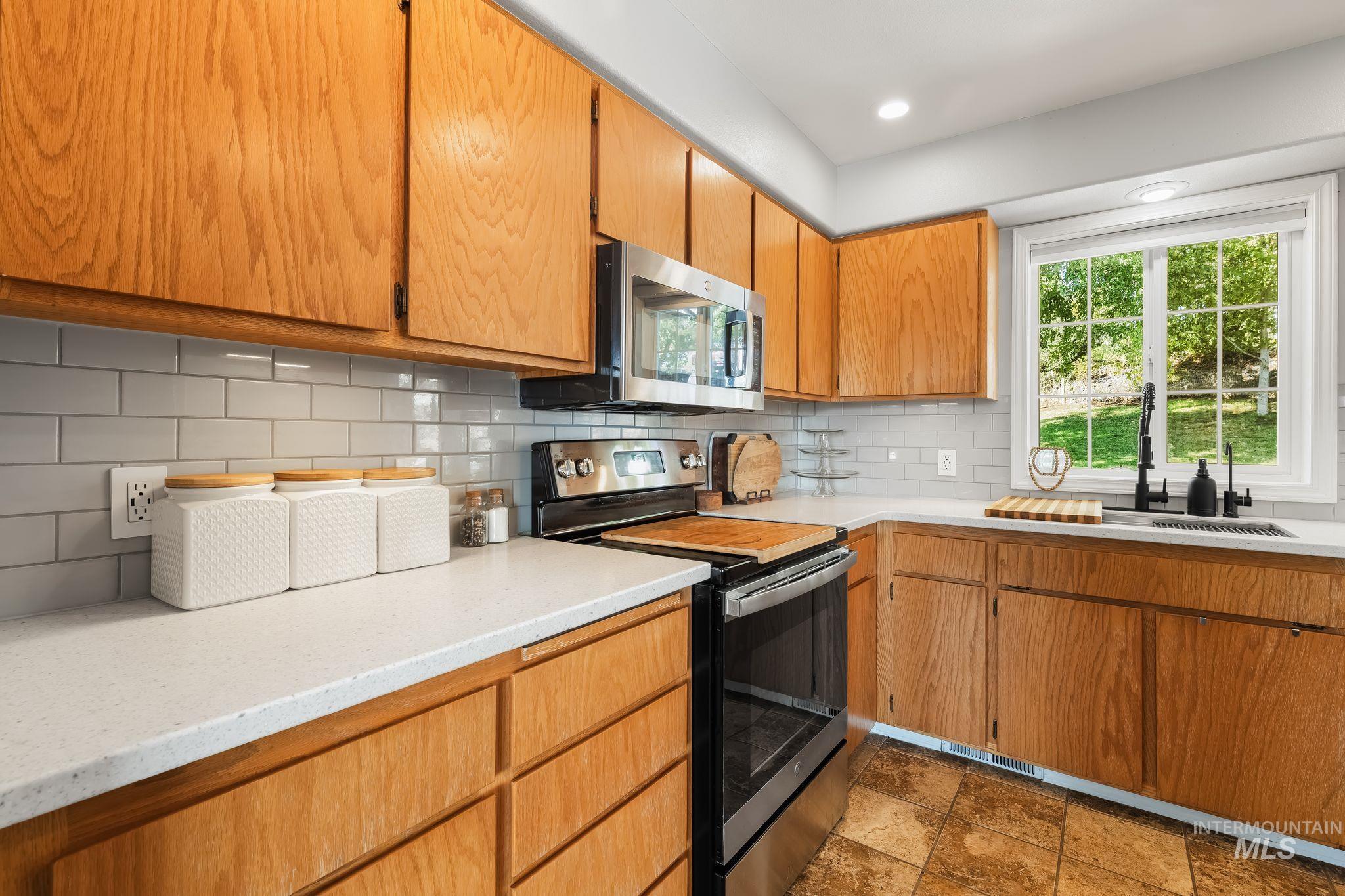 3610 Masters Drive, Clarkston, Washington 99403, 4 Bedrooms, 2 Bathrooms, Residential For Sale, Price $449,000,MLS 99000278