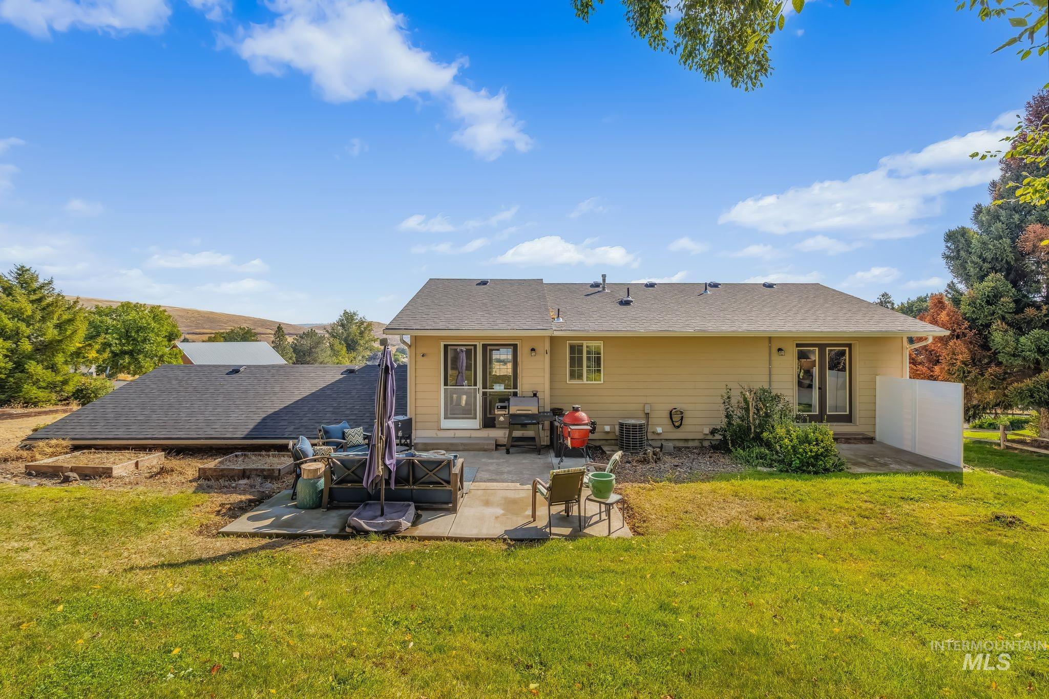 3610 Masters Drive, Clarkston, Washington 99403, 4 Bedrooms, 2 Bathrooms, Residential For Sale, Price $449,000,MLS 99000278