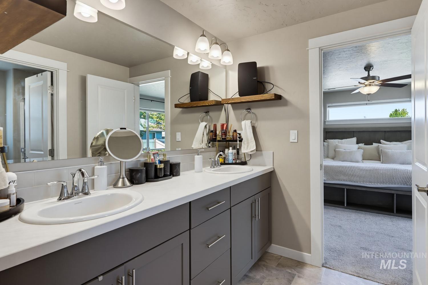 3394 S Garibaldi Pl, Meridian, Idaho 83642, 3 Bedrooms, 2.5 Bathrooms, Residential For Sale, Price $484,900,MLS 99000280