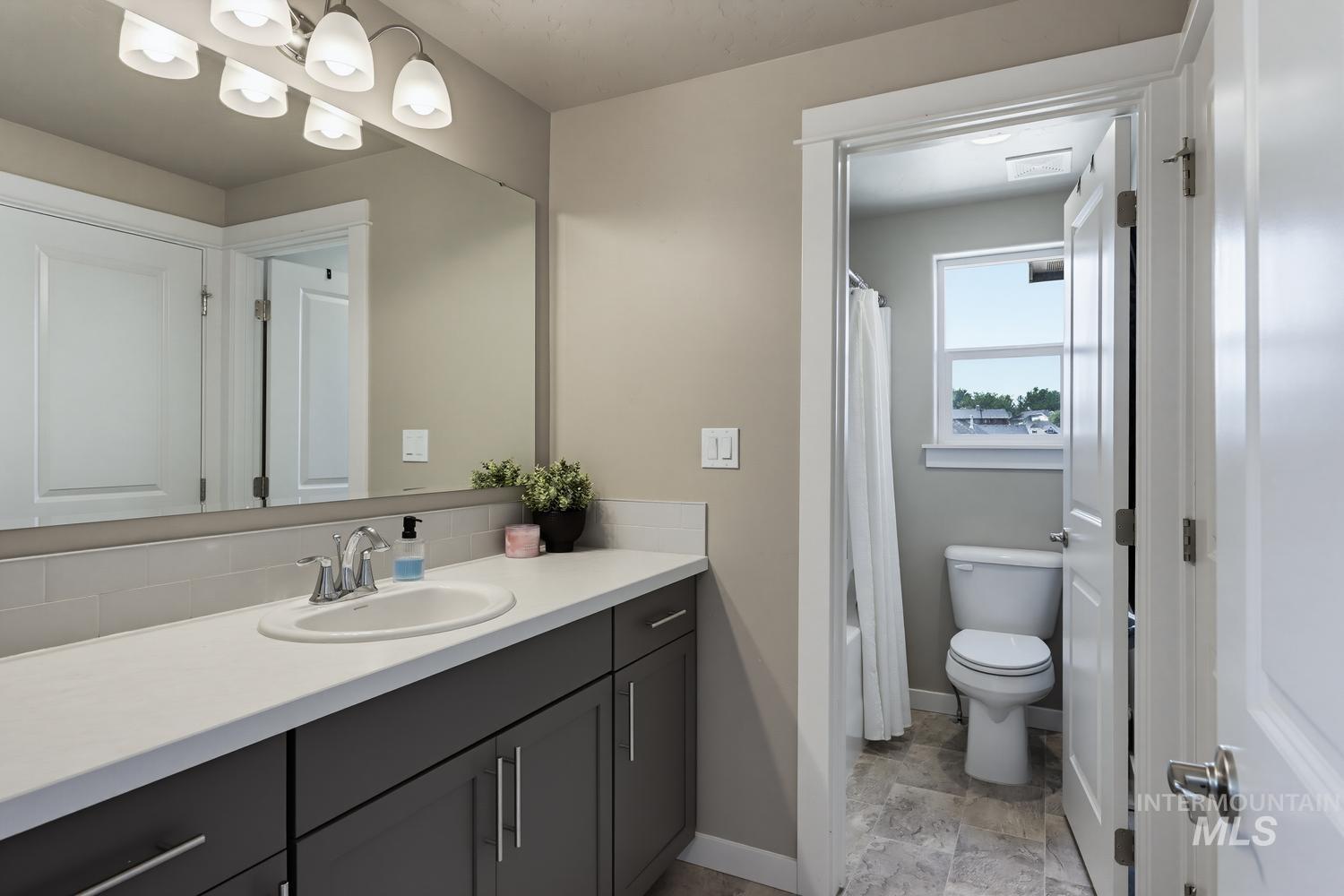 3394 S Garibaldi Pl, Meridian, Idaho 83642, 3 Bedrooms, 2.5 Bathrooms, Residential For Sale, Price $484,900,MLS 99000280