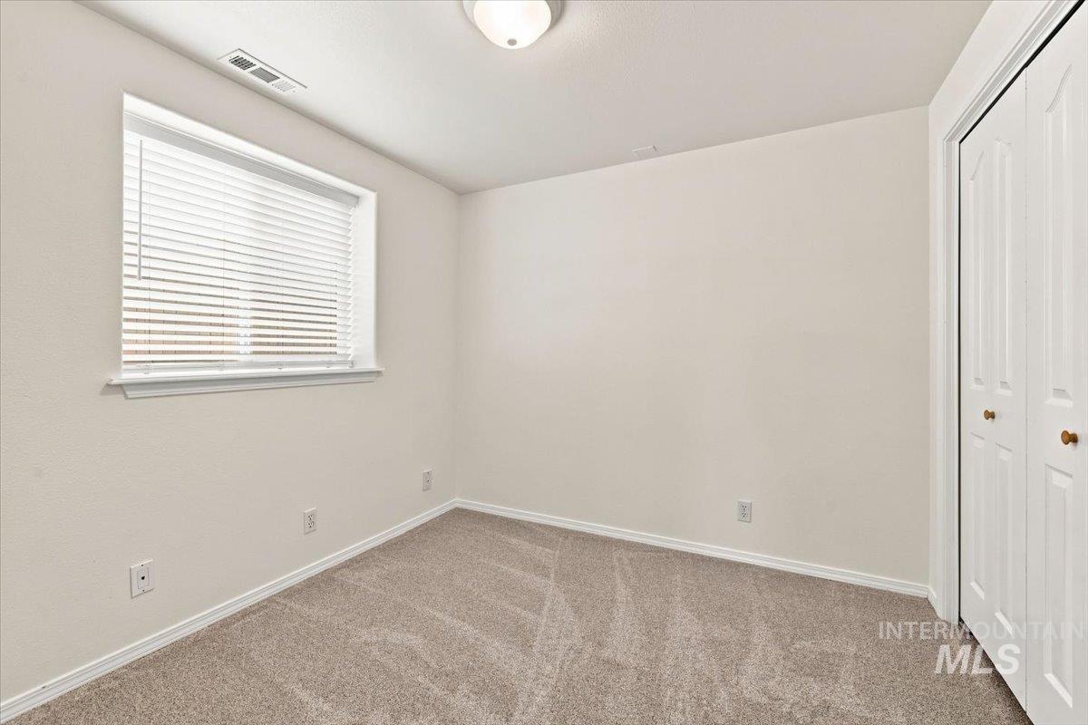 153 W Chrisfield Dr, Meridian, Idaho 83646, 4 Bedrooms, 3 Bathrooms, Residential For Sale, Price $489,000,MLS 99000281