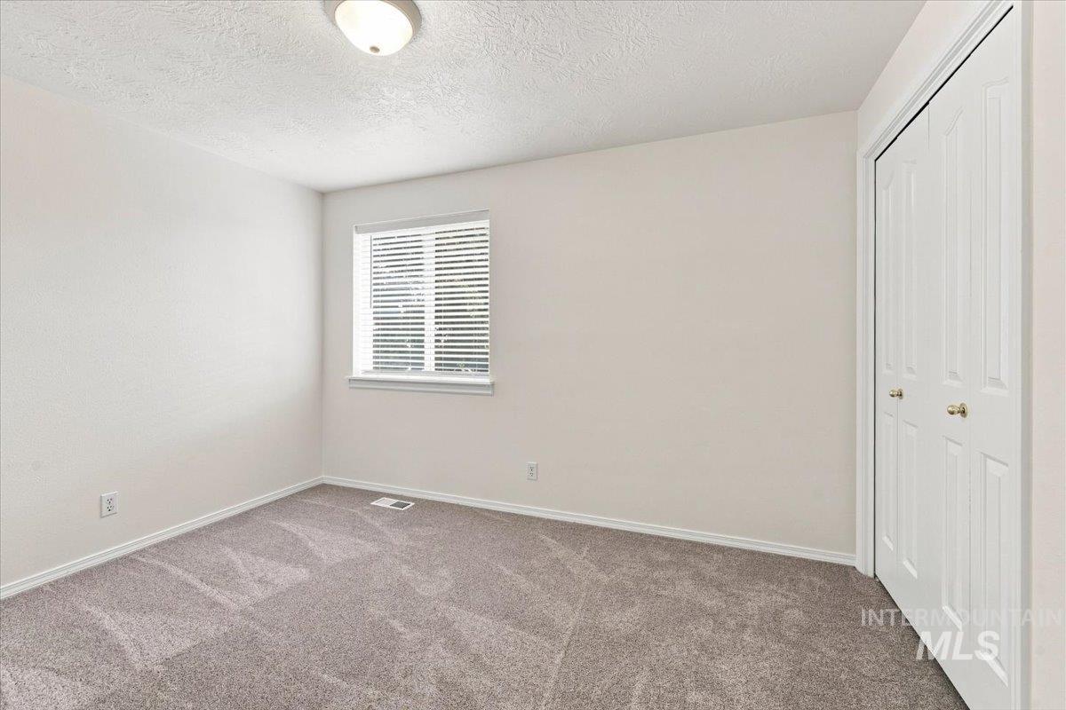 153 W Chrisfield Dr, Meridian, Idaho 83646, 4 Bedrooms, 3 Bathrooms, Residential For Sale, Price $489,000,MLS 99000281