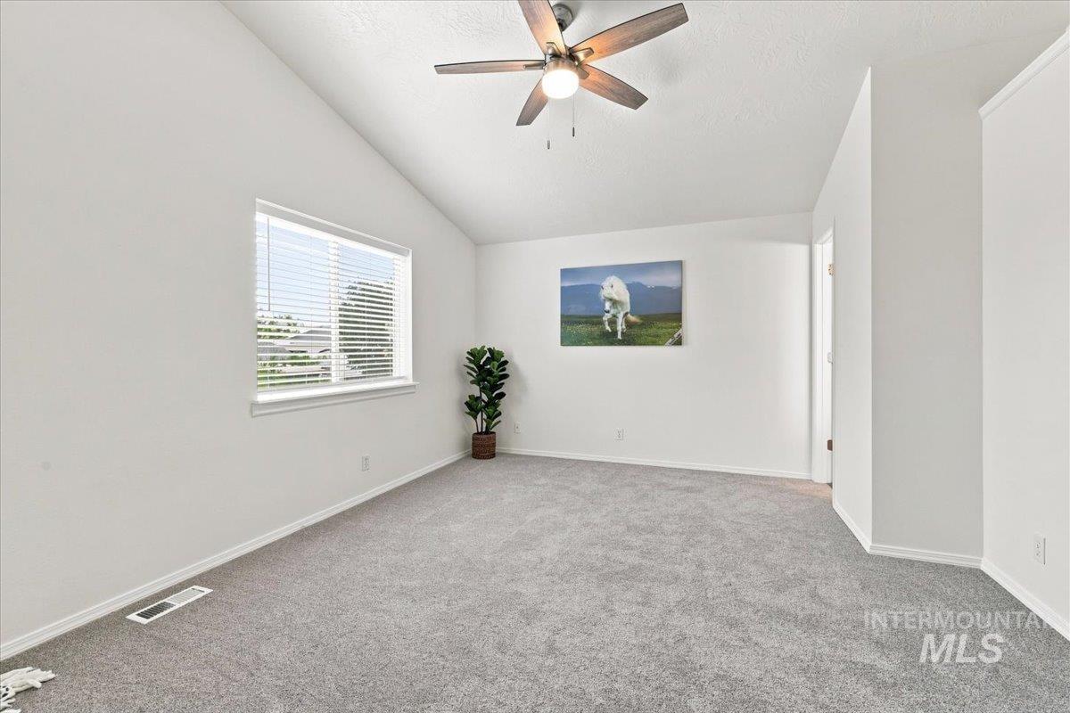153 W Chrisfield Dr, Meridian, Idaho 83646, 4 Bedrooms, 3 Bathrooms, Residential For Sale, Price $489,000,MLS 99000281
