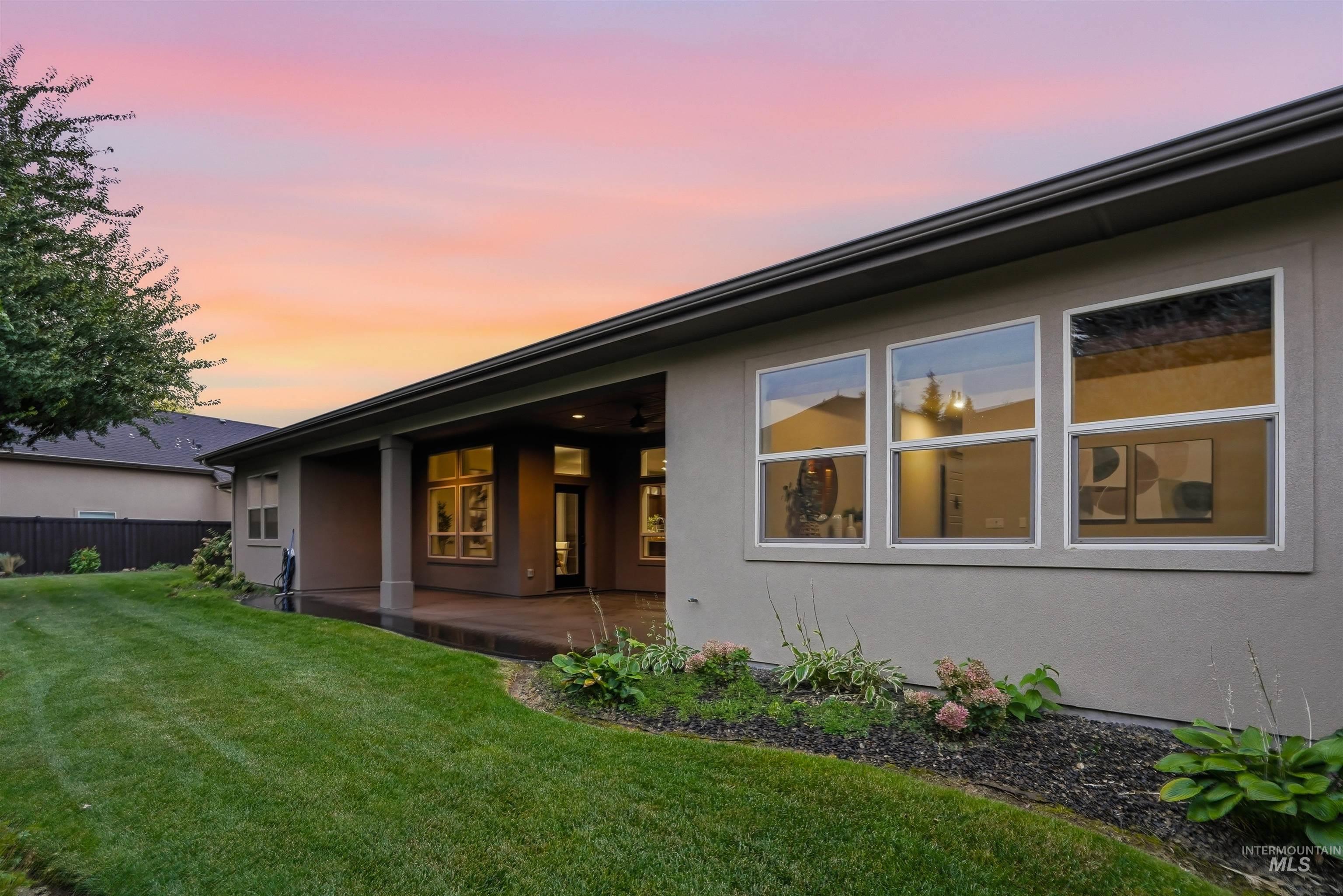 3808 W Magic Spruce Dr., Meridian, Idaho 83646, 4 Bedrooms, 3 Bathrooms, Residential For Sale, Price $974,900,MLS 99000289