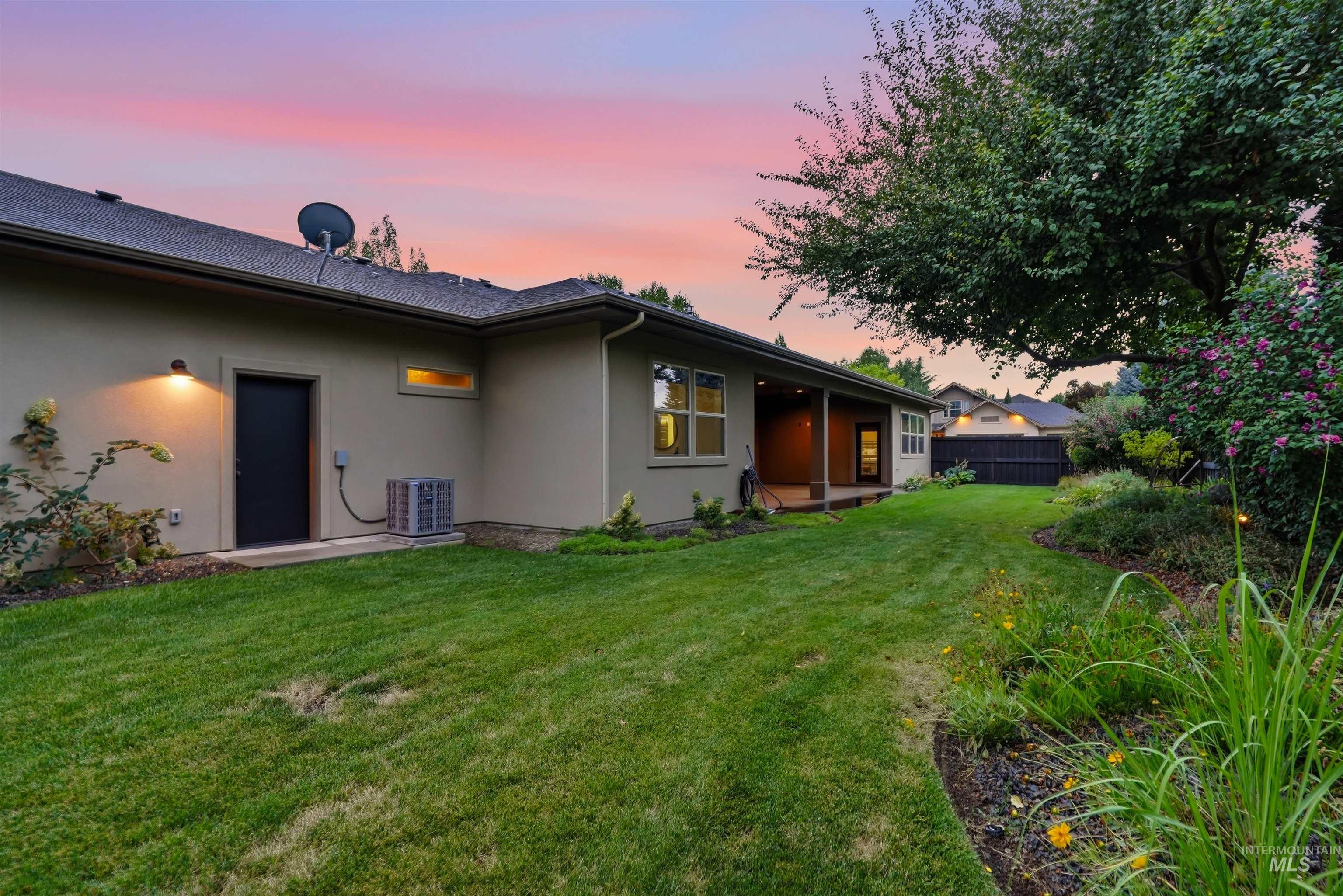 3808 W Magic Spruce Dr., Meridian, Idaho 83646, 4 Bedrooms, 3 Bathrooms, Residential For Sale, Price $974,900,MLS 99000289