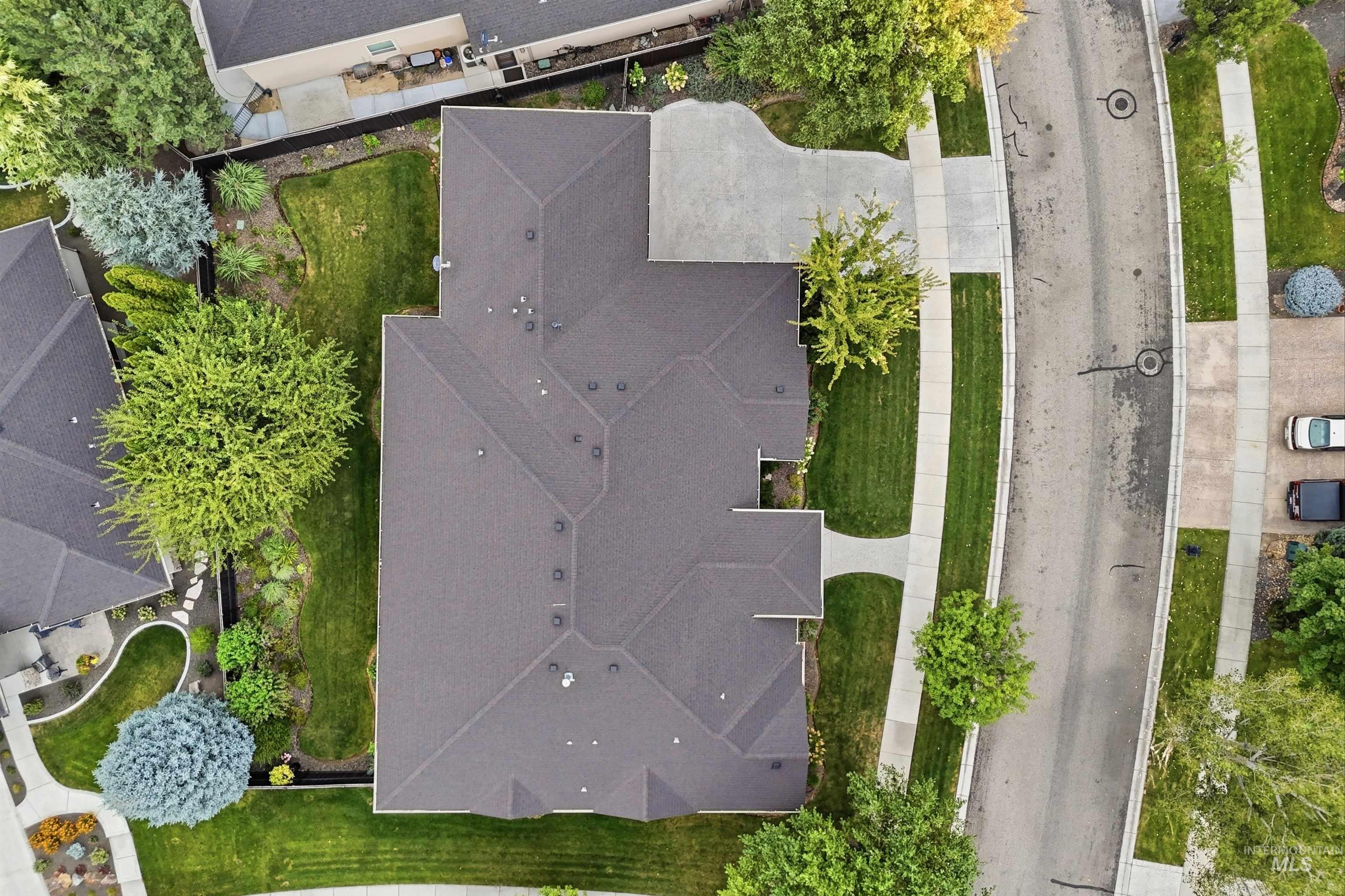 3808 W Magic Spruce Dr., Meridian, Idaho 83646, 4 Bedrooms, 3 Bathrooms, Residential For Sale, Price $974,900,MLS 99000289