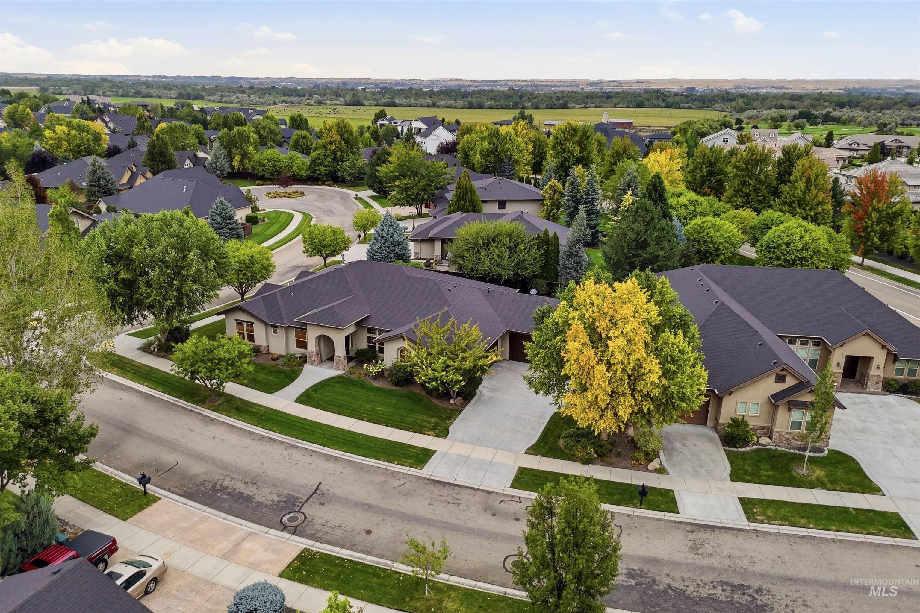 3808 W Magic Spruce Dr., Meridian, Idaho 83646, 4 Bedrooms, 3 Bathrooms, Residential For Sale, Price $974,900,MLS 99000289