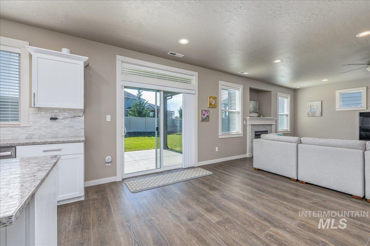 4476 N Glenrock Way, Meridian, Idaho 83646, 5 Bedrooms, 3 Bathrooms, Residential For Sale, Price $679,900,MLS 99000290