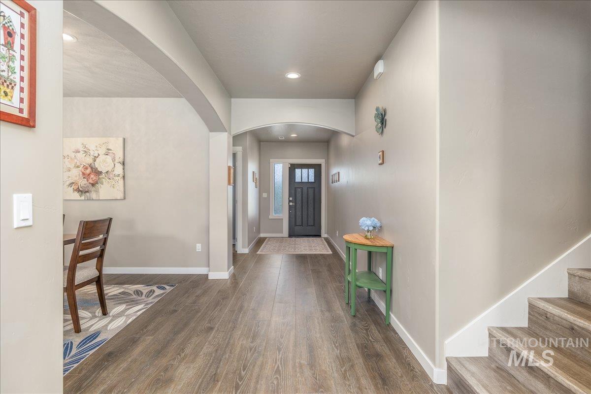 4476 N Glenrock Way, Meridian, Idaho 83646, 5 Bedrooms, 3 Bathrooms, Residential For Sale, Price $679,900,MLS 99000290