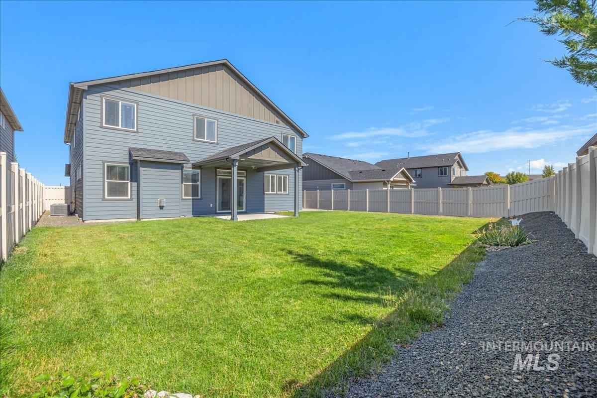 4476 N Glenrock Way, Meridian, Idaho 83646, 5 Bedrooms, 3 Bathrooms, Residential For Sale, Price $679,900,MLS 99000290