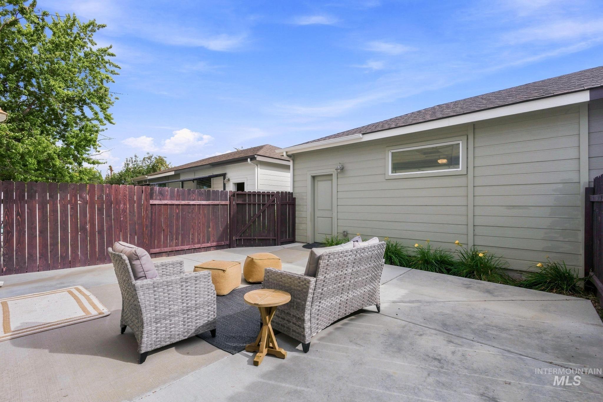 1205 W Melrose St, Boise, Idaho 83706, 3 Bedrooms, 3 Bathrooms, Residential For Sale, Price $650,000,MLS 99000292