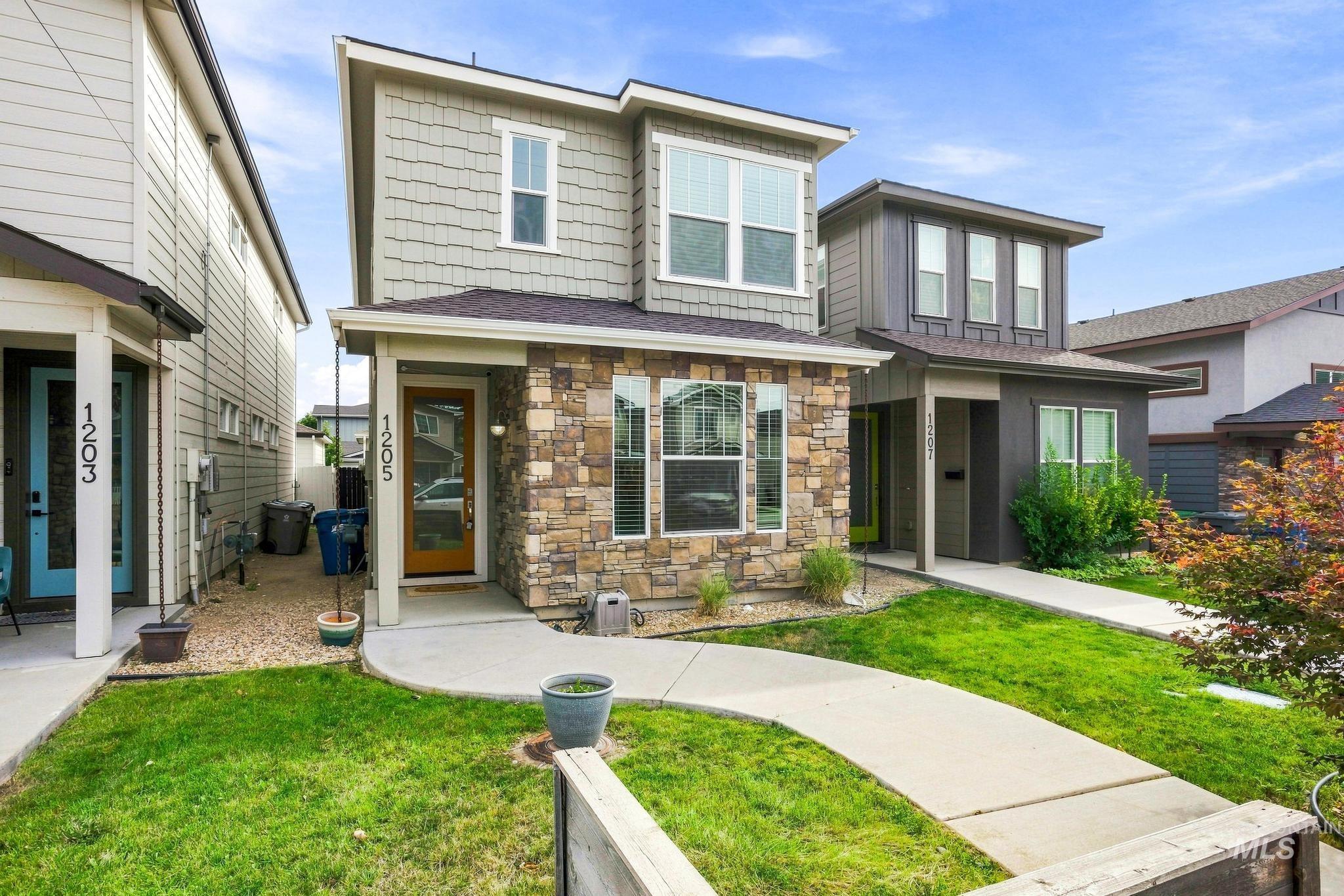 1205 W Melrose St, Boise, Idaho 83706, 3 Bedrooms, 3 Bathrooms, Residential For Sale, Price $650,000,MLS 99000292