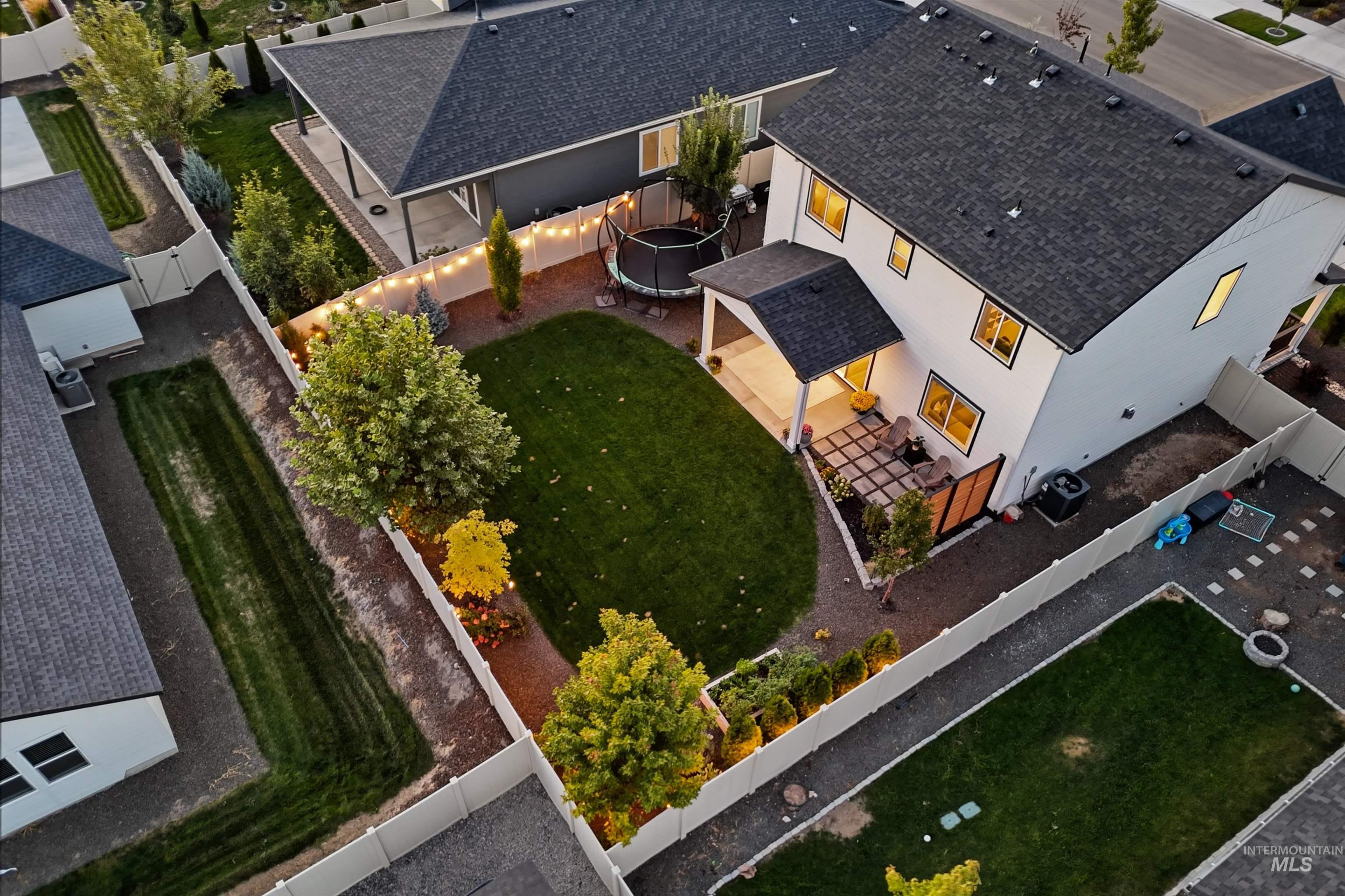 11175 W Soaring Hawk Street, Star, Idaho 83669, 3 Bedrooms, 2.5 Bathrooms, Residential For Sale, Price $594,000,MLS 99000294