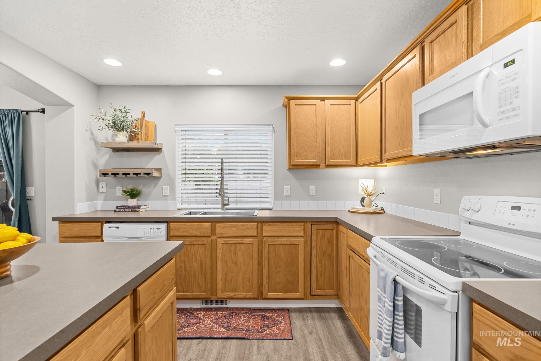 227 W Tallulah Dr, Kuna, Idaho 83634, 4 Bedrooms, 2.5 Bathrooms, Residential For Sale, Price $449,900,MLS 99000300