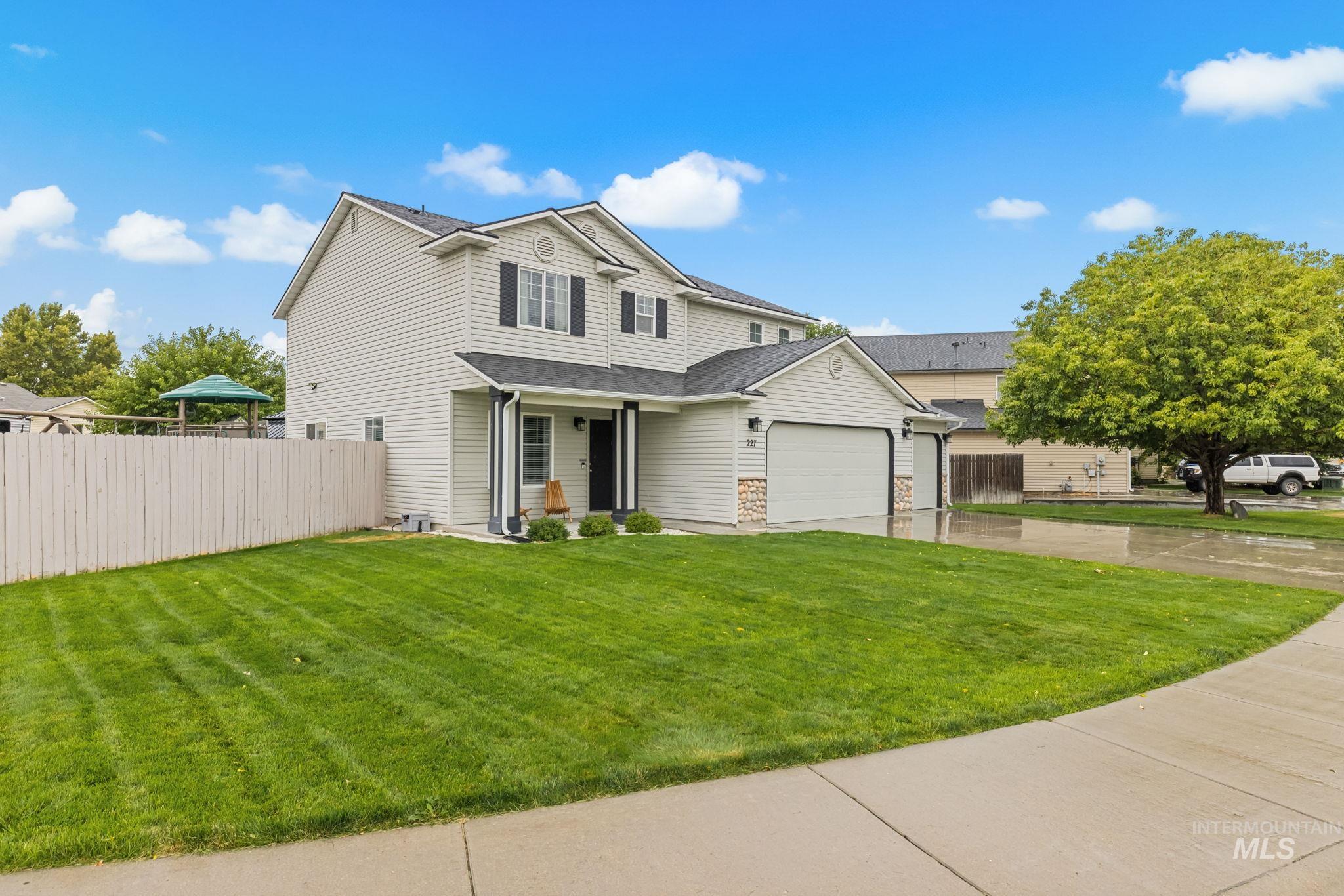 227 W Tallulah Dr, Kuna, Idaho 83634, 4 Bedrooms, 2.5 Bathrooms, Residential For Sale, Price $449,900,MLS 99000300