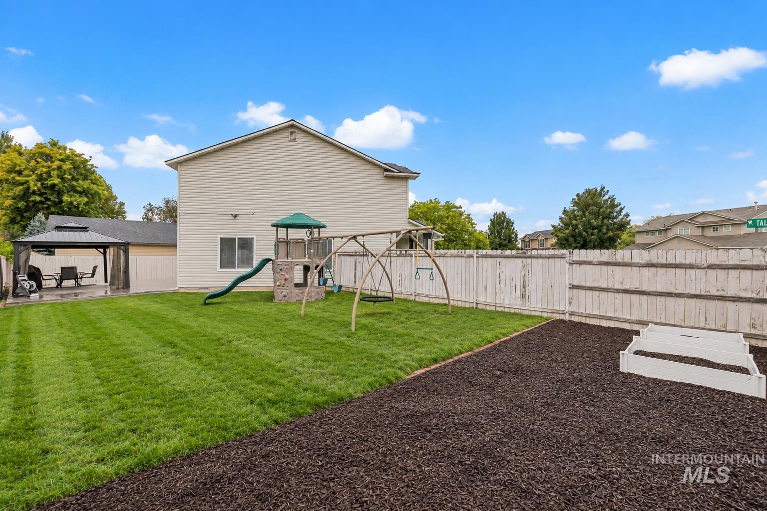 227 W Tallulah Dr, Kuna, Idaho 83634, 4 Bedrooms, 2.5 Bathrooms, Residential For Sale, Price $449,900,MLS 99000300