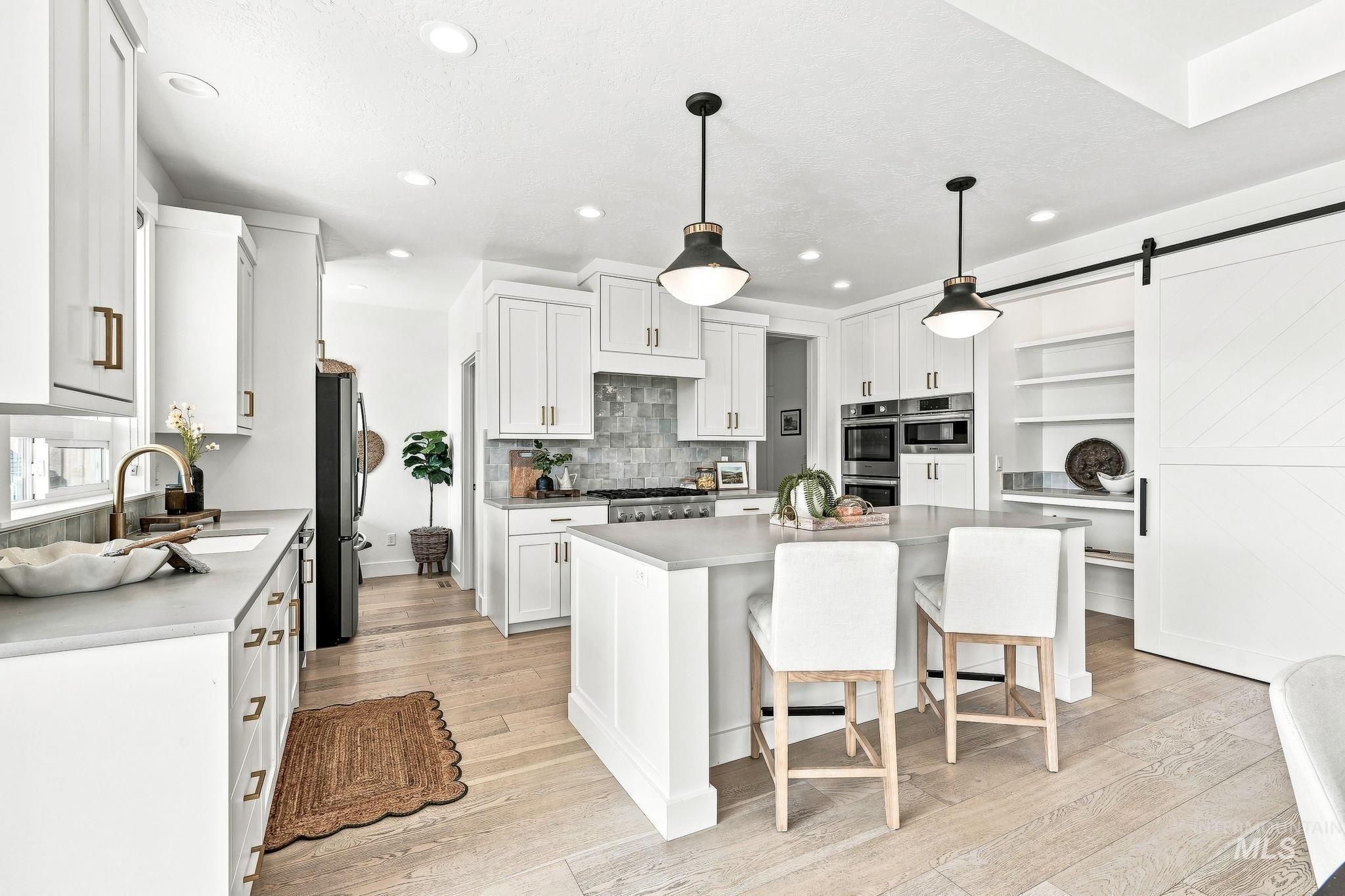 3631 W Ladle Rapids Street, Meridian, Idaho 83646, 5 Bedrooms, 3 Bathrooms, Residential For Sale, Price $895,000,MLS 99000303
