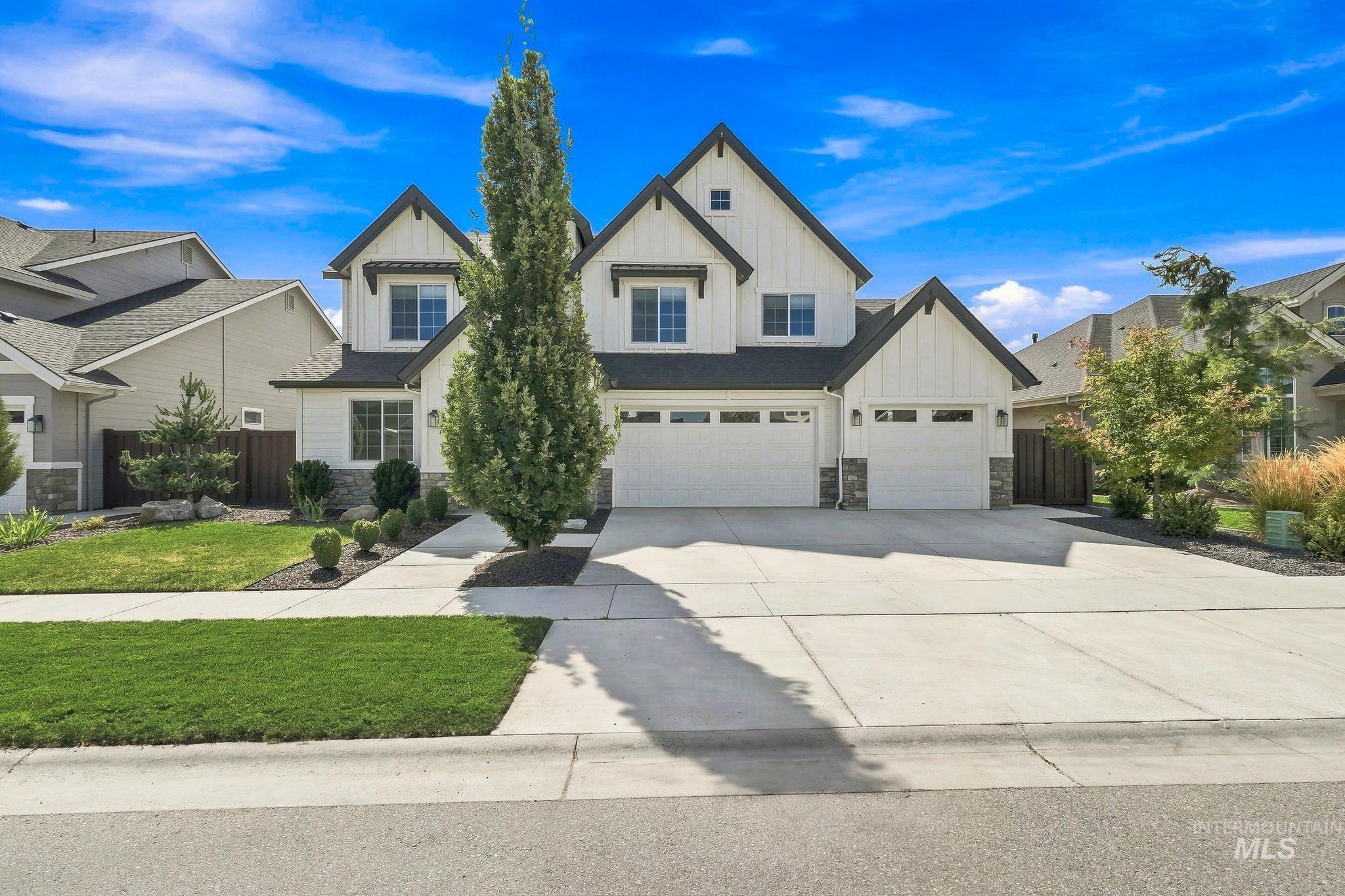 3631 W Ladle Rapids Street, Meridian, Idaho 83646, 5 Bedrooms, 3 Bathrooms, Residential For Sale, Price $895,000,MLS 99000303