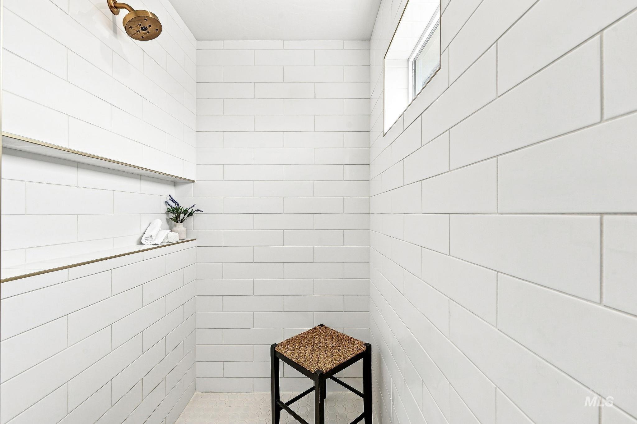 3631 W Ladle Rapids Street, Meridian, Idaho 83646, 5 Bedrooms, 3 Bathrooms, Residential For Sale, Price $895,000,MLS 99000303