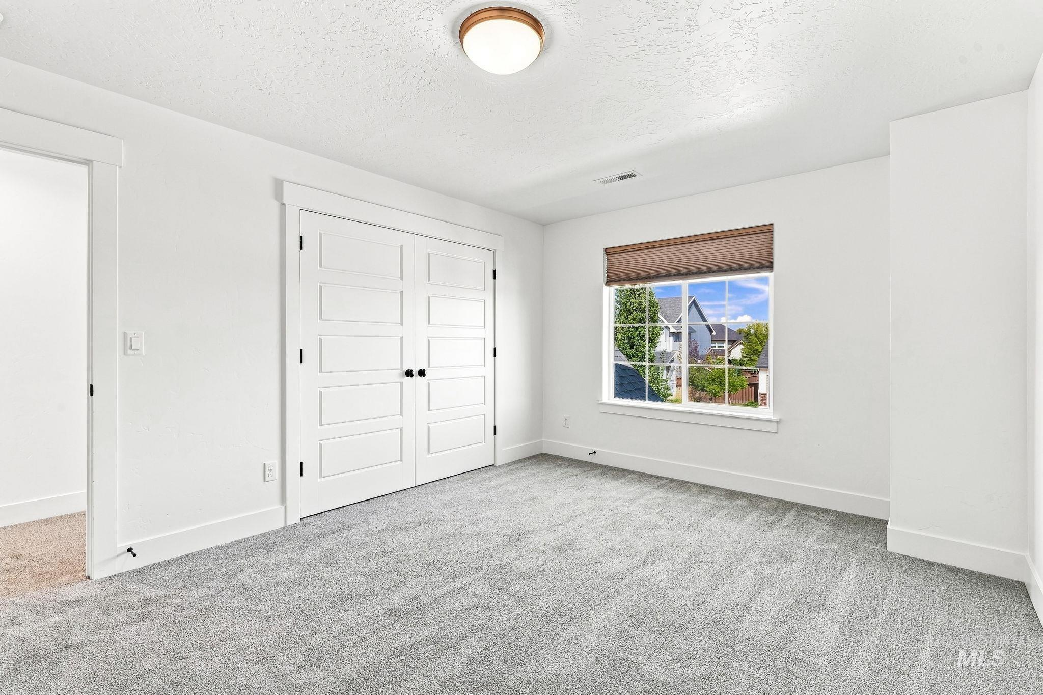 3631 W Ladle Rapids Street, Meridian, Idaho 83646, 5 Bedrooms, 3 Bathrooms, Residential For Sale, Price $895,000,MLS 99000303