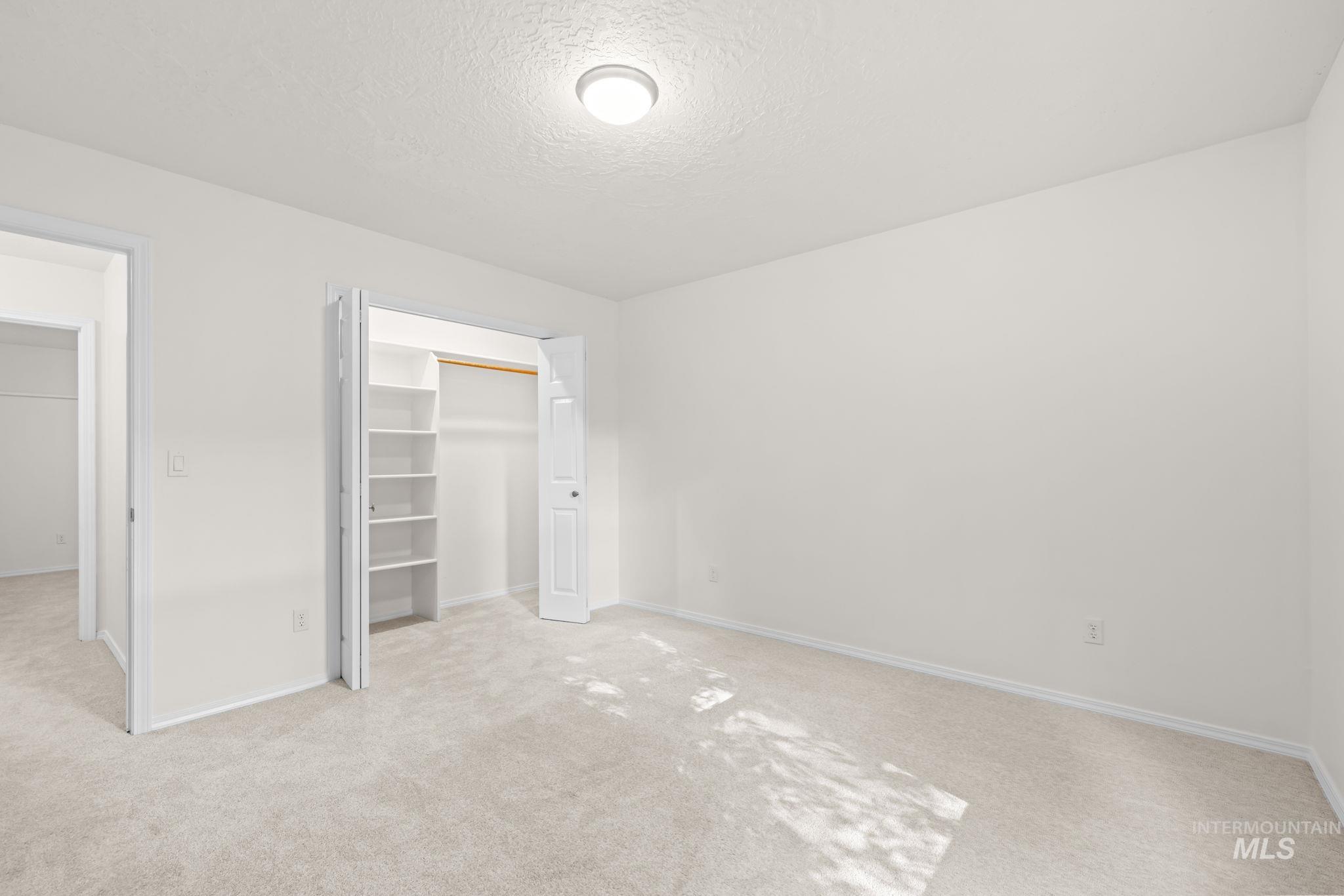 4914 N Point Place, Boise, Idaho 83703, 5 Bedrooms, 3 Bathrooms, Residential For Sale, Price $775,000,MLS 99000310