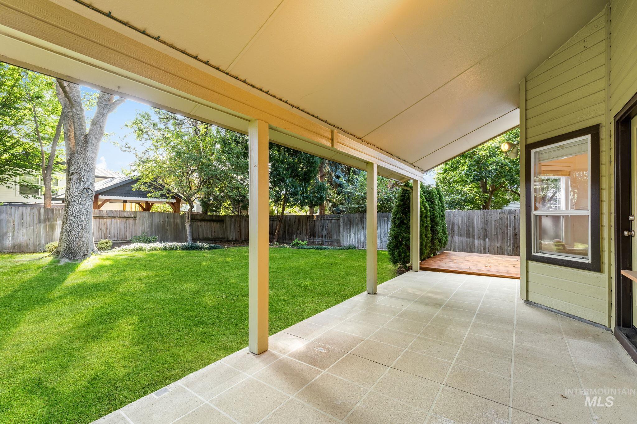 4914 N Point Place, Boise, Idaho 83703, 5 Bedrooms, 3 Bathrooms, Residential For Sale, Price $775,000,MLS 99000310