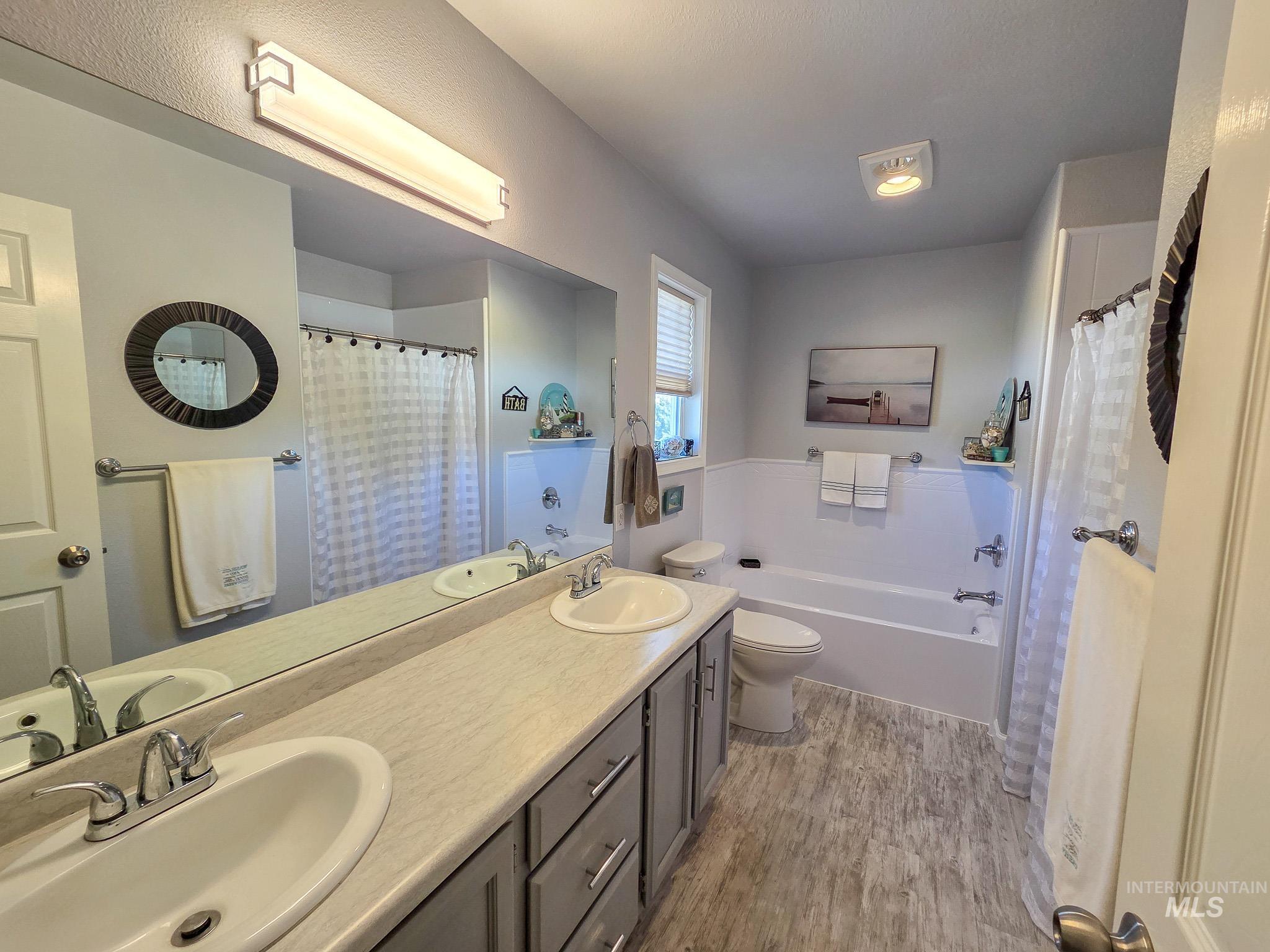 3604 Masters Dr, Clarkston, Washington 99403, 4 Bedrooms, 3 Bathrooms, Residential For Sale, Price $430,000,MLS 99000311