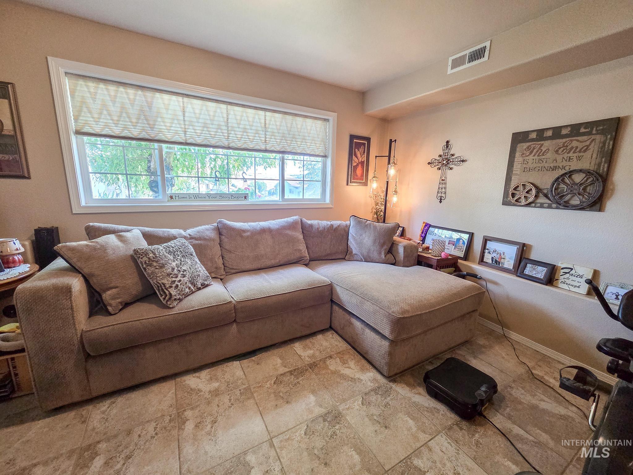 3604 Masters Dr, Clarkston, Washington 99403, 4 Bedrooms, 3 Bathrooms, Residential For Sale, Price $430,000,MLS 99000311