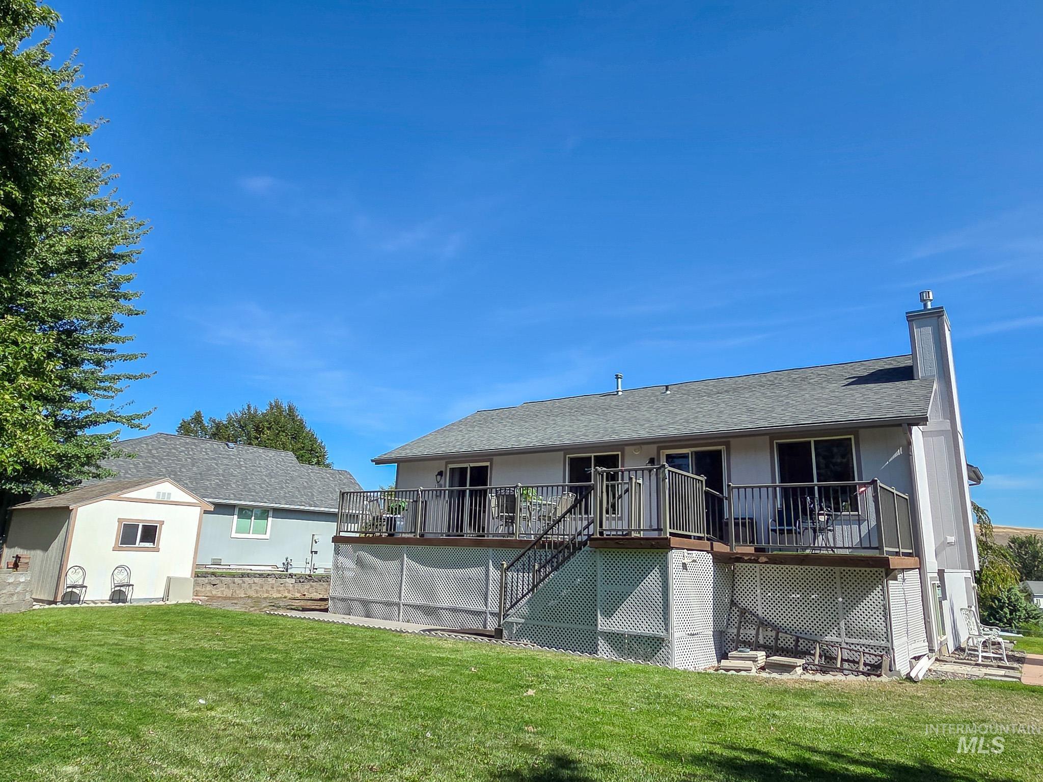 3604 Masters Dr, Clarkston, Washington 99403, 4 Bedrooms, 3 Bathrooms, Residential For Sale, Price $430,000,MLS 99000311