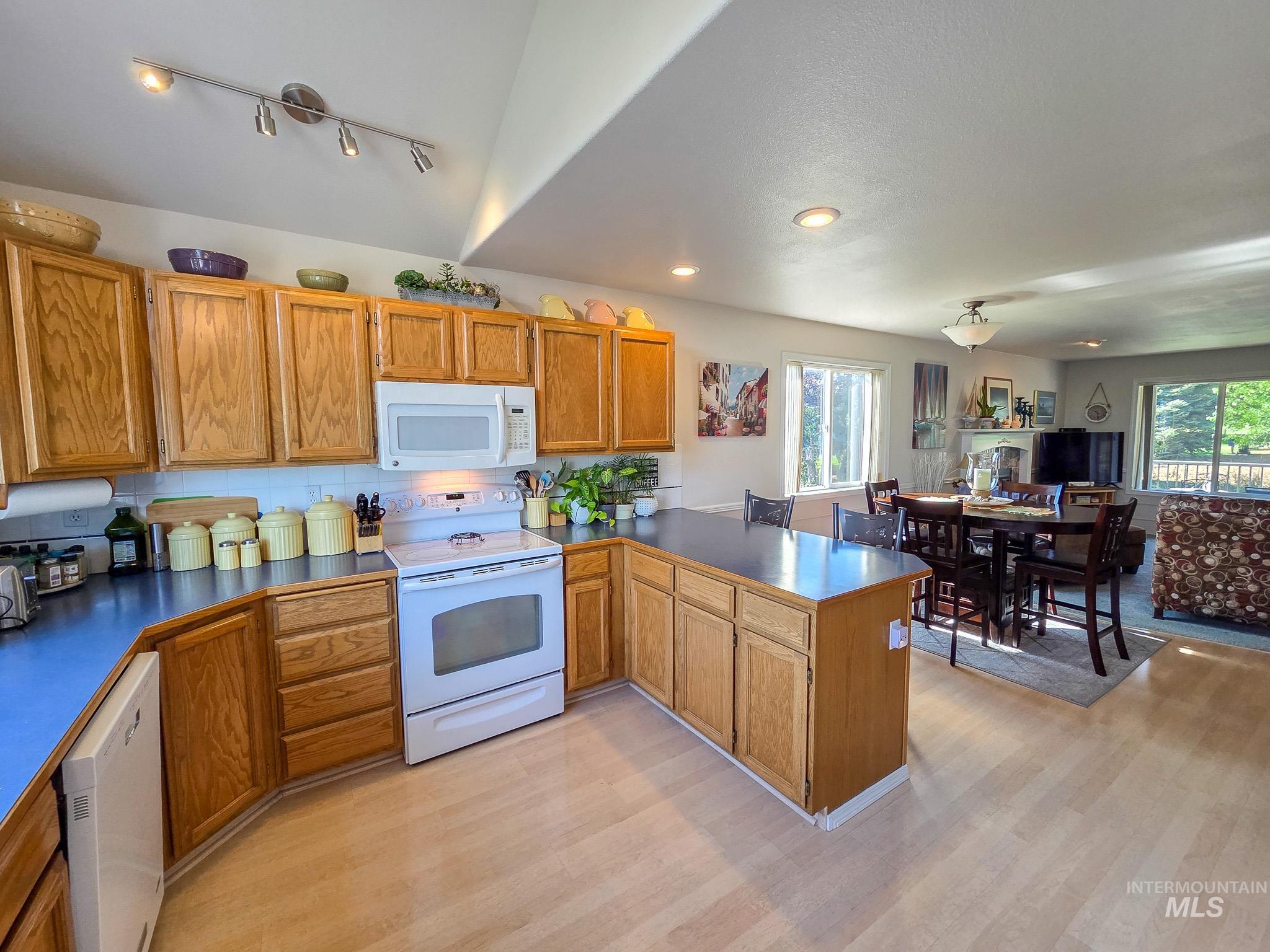 3604 Masters Dr, Clarkston, Washington 99403, 4 Bedrooms, 3 Bathrooms, Residential For Sale, Price $430,000,MLS 99000311