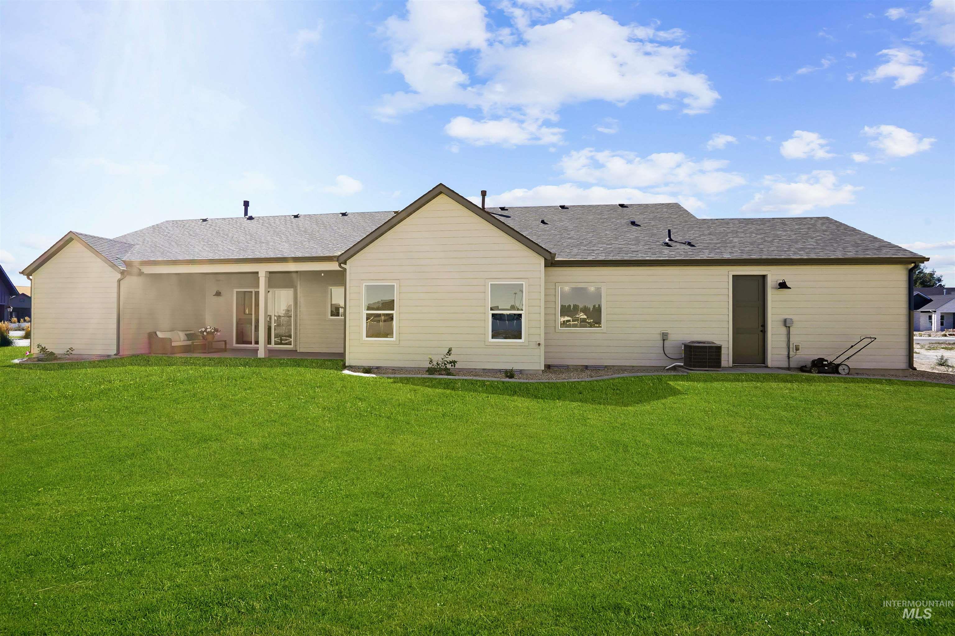 622 Biscotti Loop, Heyburn, Idaho 83326, 4 Bedrooms, 2.5 Bathrooms, Residential For Sale, Price $685,000,MLS 99000316