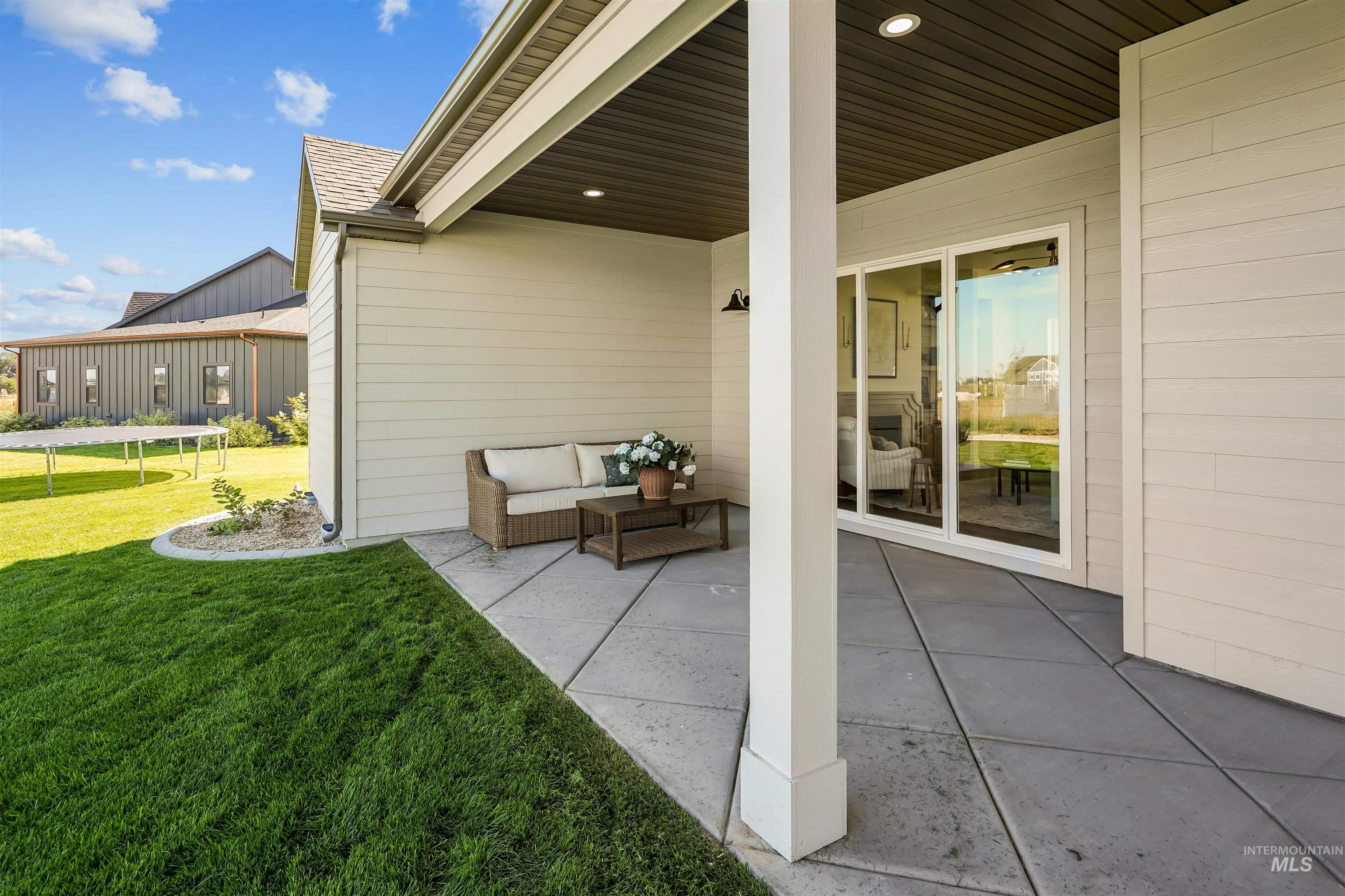 622 Biscotti Loop, Heyburn, Idaho 83326, 4 Bedrooms, 2.5 Bathrooms, Residential For Sale, Price $685,000,MLS 99000316