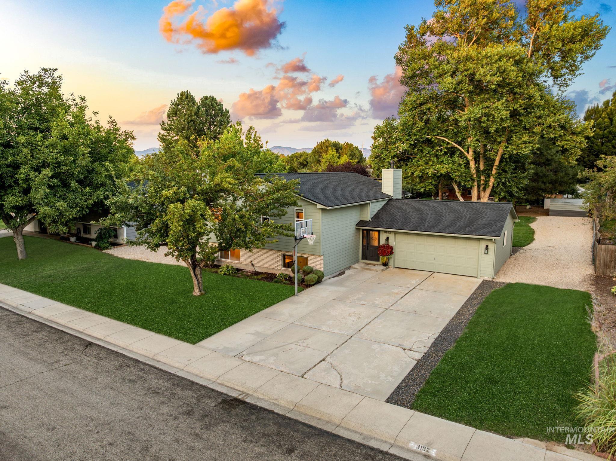 3152 S Ithaca Ave, Boise, Idaho 83709, 4 Bedrooms, 2.5 Bathrooms, Residential For Sale, Price $699,900,MLS 99000322