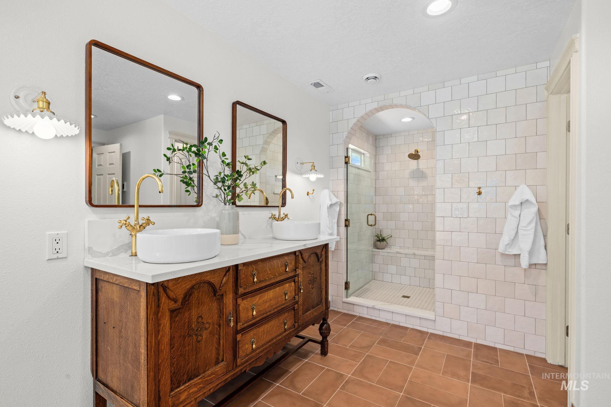 3152 S Ithaca Ave, Boise, Idaho 83709, 4 Bedrooms, 2.5 Bathrooms, Residential For Sale, Price $699,900,MLS 99000322