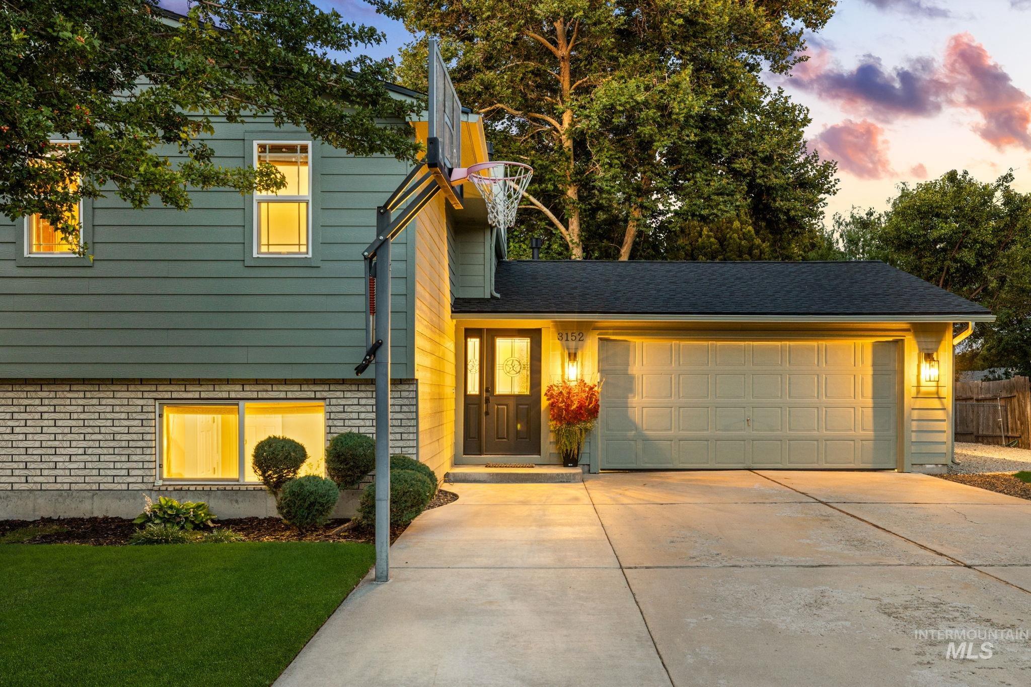 3152 S Ithaca Ave, Boise, Idaho 83709, 4 Bedrooms, 2.5 Bathrooms, Residential For Sale, Price $699,900,MLS 99000322