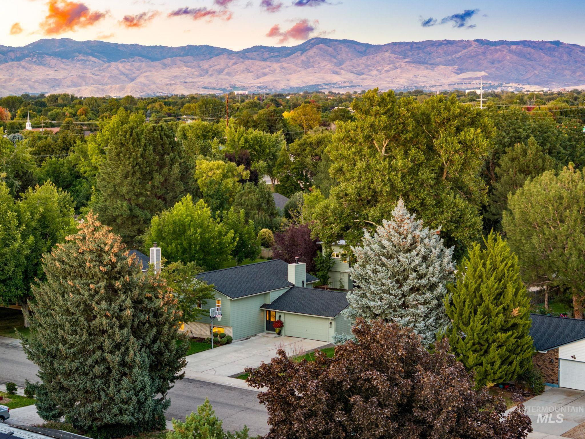 3152 S Ithaca Ave, Boise, Idaho 83709, 4 Bedrooms, 2.5 Bathrooms, Residential For Sale, Price $699,900,MLS 99000322