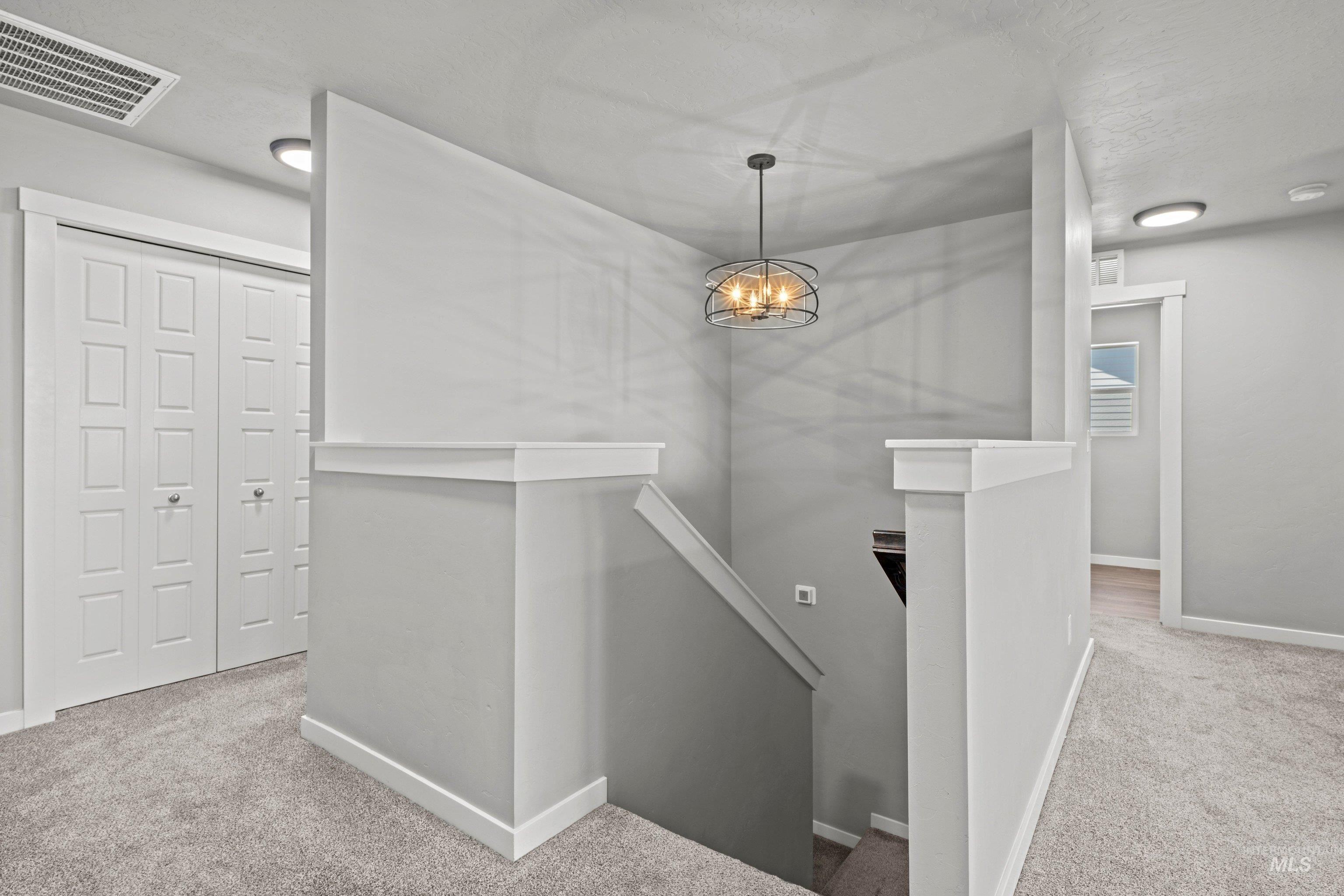 530 W Screech Owl Dr., Kuna, Idaho 83634, 4 Bedrooms, 3 Bathrooms, Residential For Sale, Price $539,000,MLS 99000430