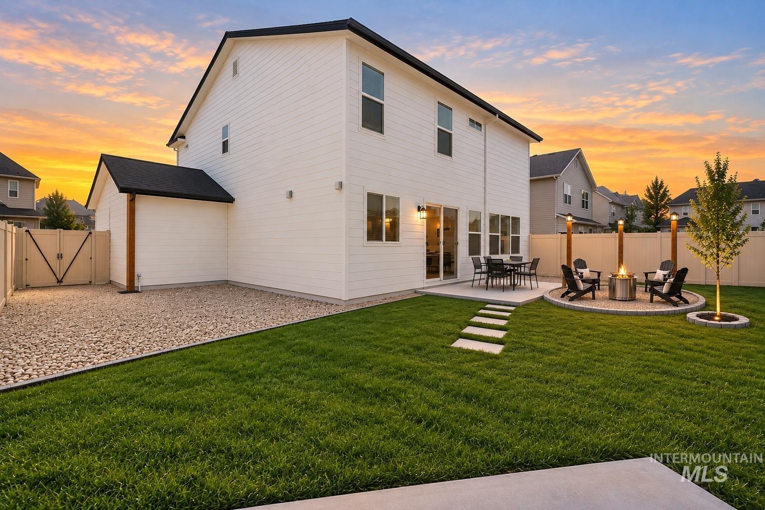 530 W Screech Owl Dr., Kuna, Idaho 83634, 4 Bedrooms, 3 Bathrooms, Residential For Sale, Price $539,000,MLS 99000430