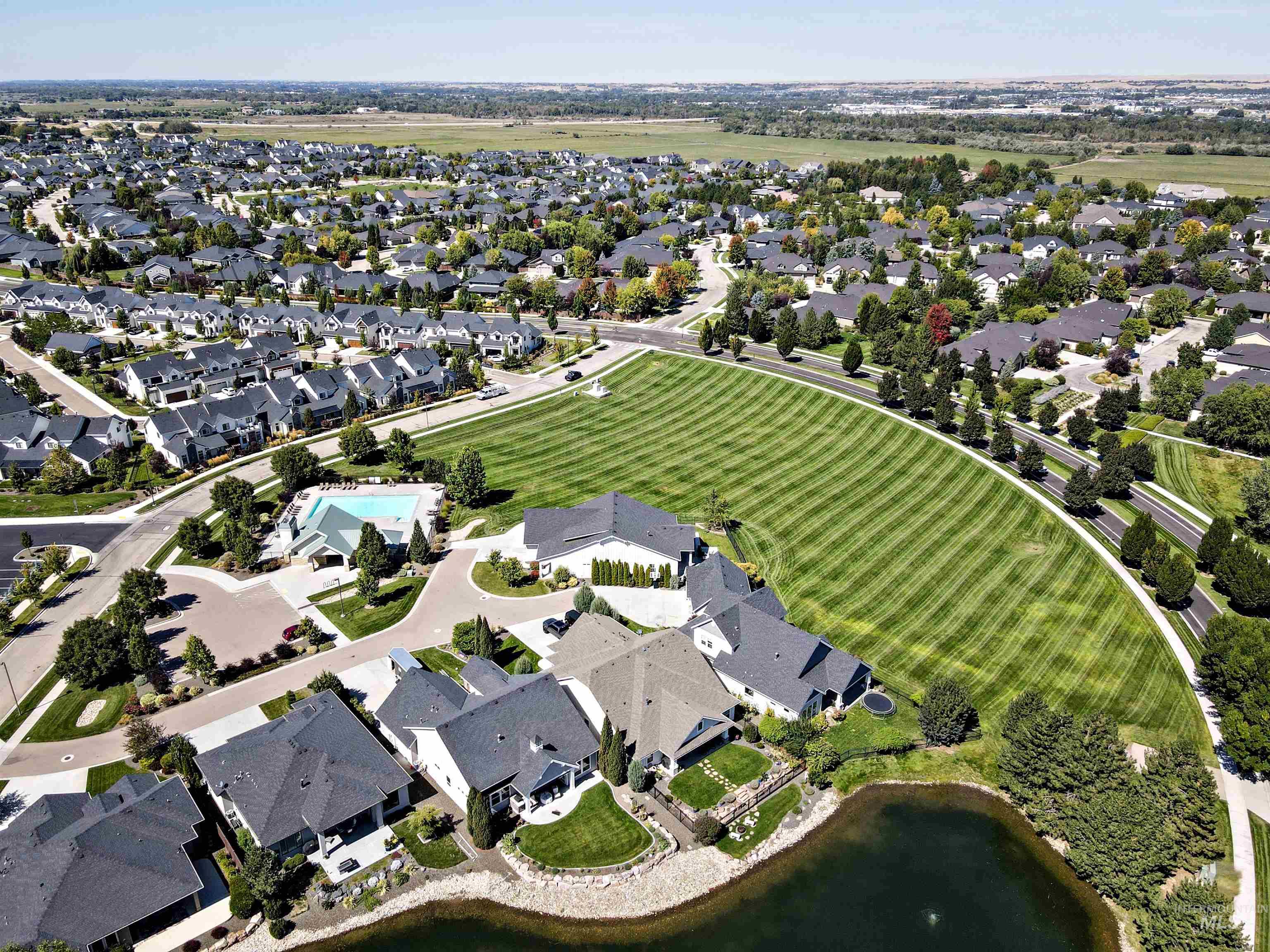 6642 N Asissi Lane, Meridian, Idaho 83646, 3 Bedrooms, 2.5 Bathrooms, Residential For Sale, Price $659,000,MLS 99000445