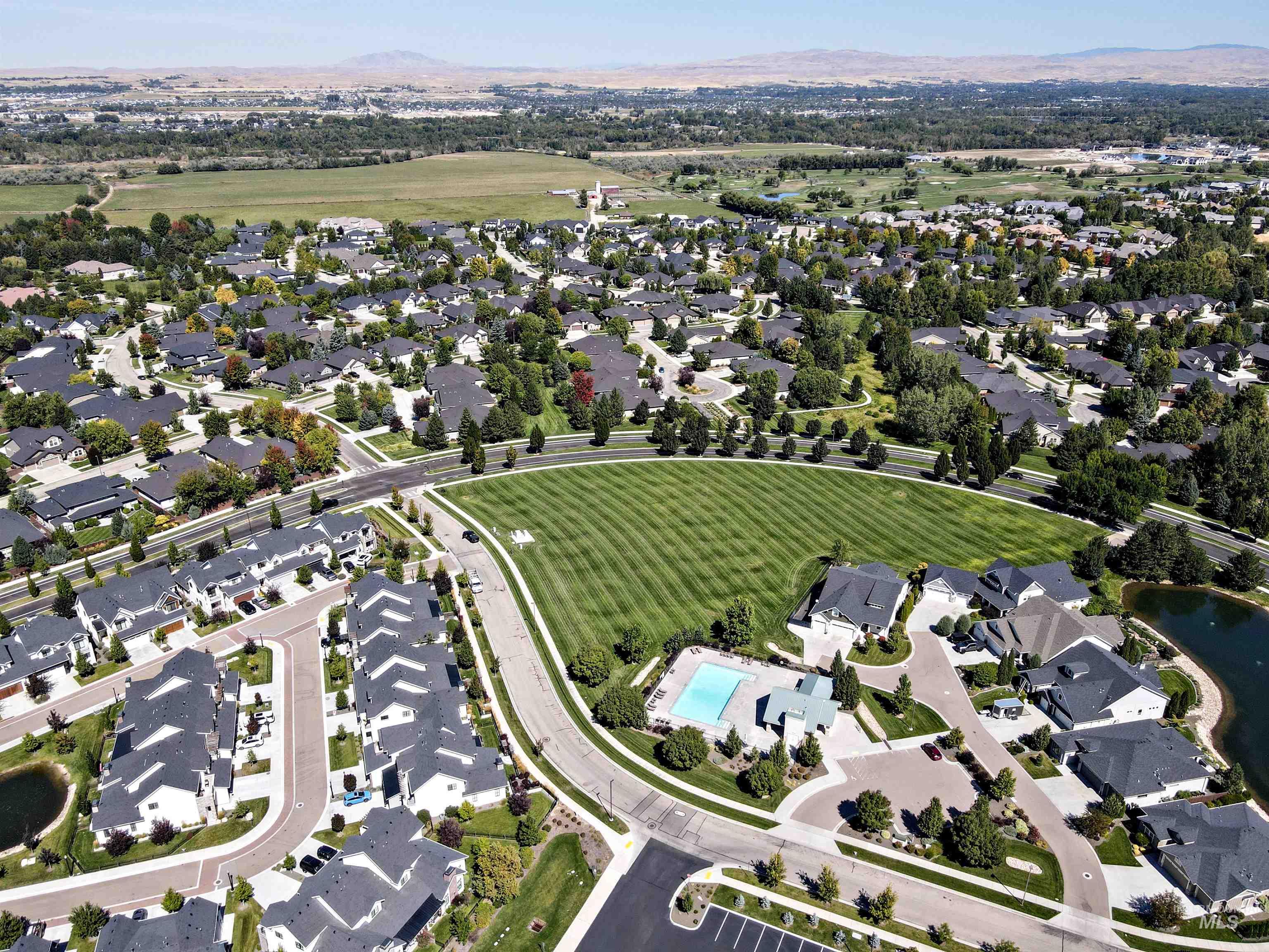 6642 N Asissi Lane, Meridian, Idaho 83646, 3 Bedrooms, 2.5 Bathrooms, Residential For Sale, Price $659,000,MLS 99000445