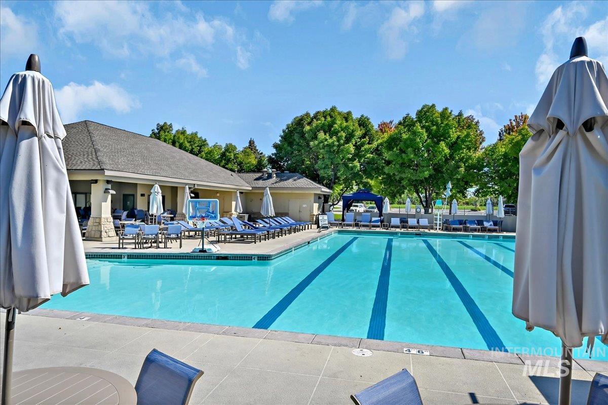 6642 N Asissi Lane, Meridian, Idaho 83646, 3 Bedrooms, 2.5 Bathrooms, Residential For Sale, Price $659,000,MLS 99000445