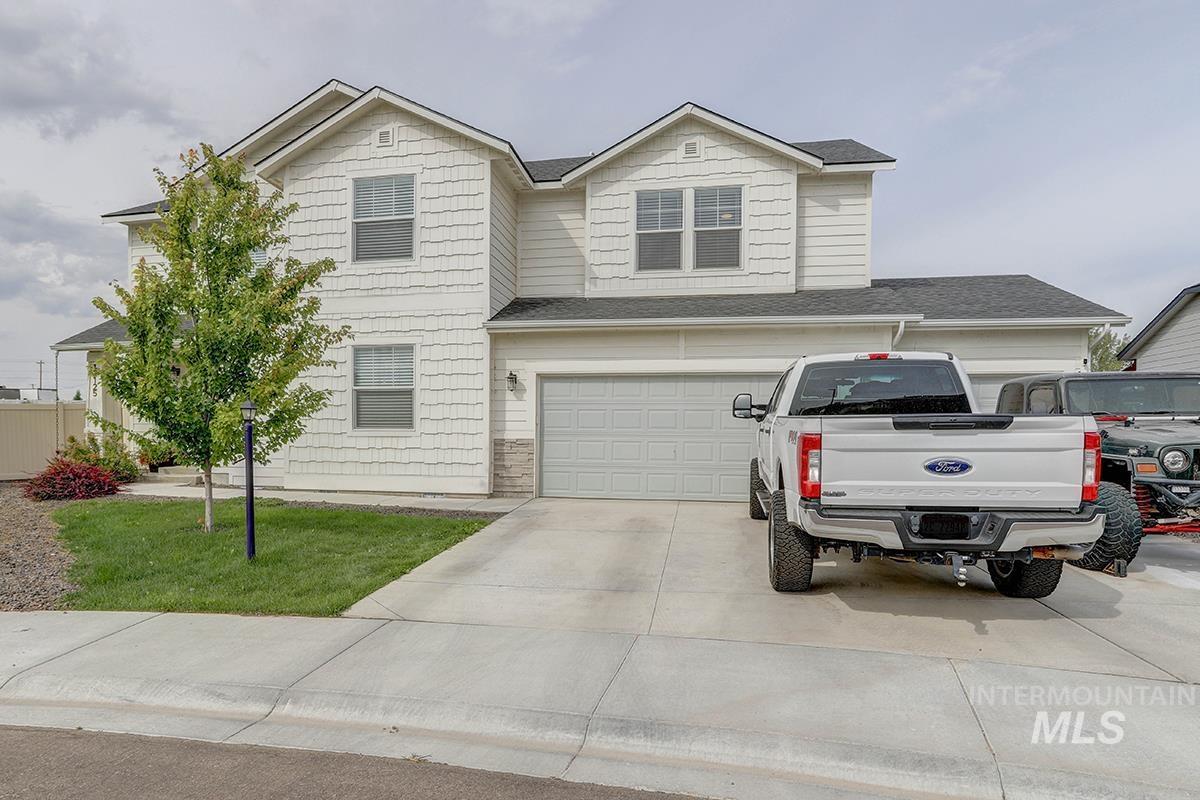 13125 S Chawon River Ave, Nampa, Idaho 83686, 3 Bedrooms, 2.5 Bathrooms, Residential For Sale, Price $459,999,MLS 99000463