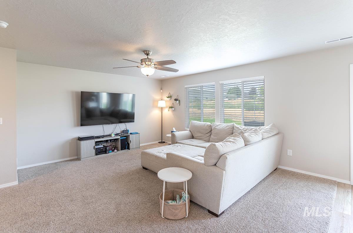 13125 S Chawon River Ave, Nampa, Idaho 83686, 3 Bedrooms, 2.5 Bathrooms, Residential For Sale, Price $459,999,MLS 99000463
