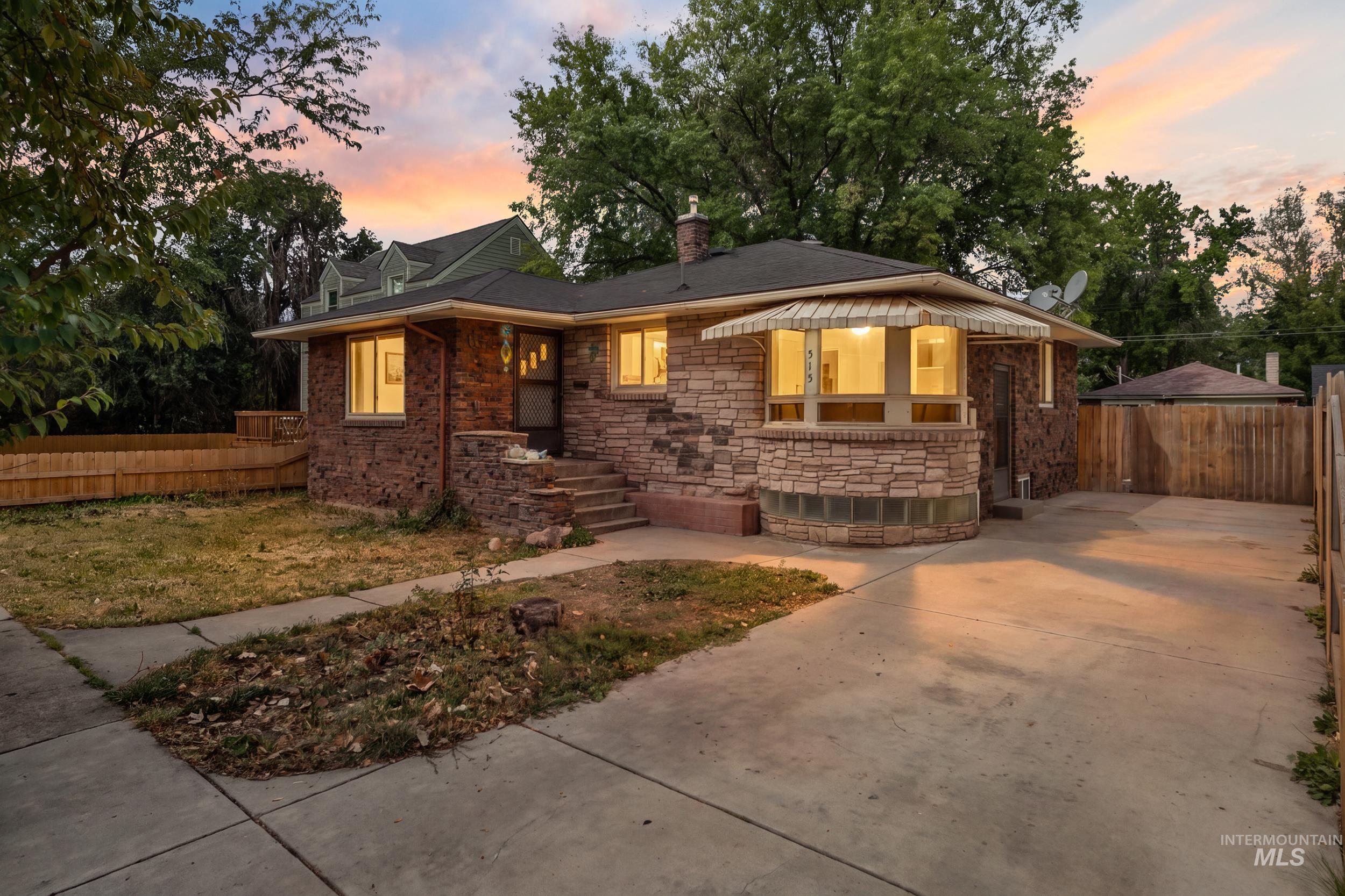 515 18th Ave S, Nampa, Idaho 83651, 4 Bedrooms, 2 Bathrooms, Residential For Sale, Price $450,000,MLS 99000483