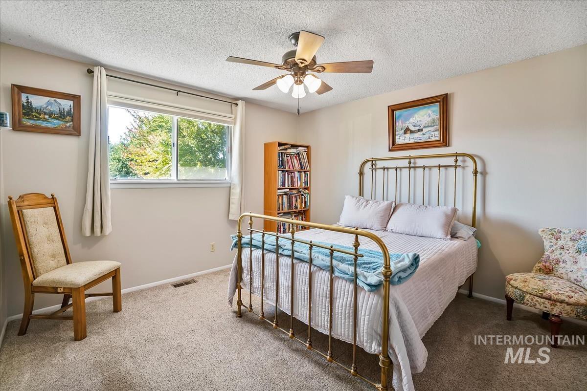 10730 W Hollandale Dr, Boise, Idaho 83709, 3 Bedrooms, 2 Bathrooms, Residential For Sale, Price $559,000,MLS 99000488
