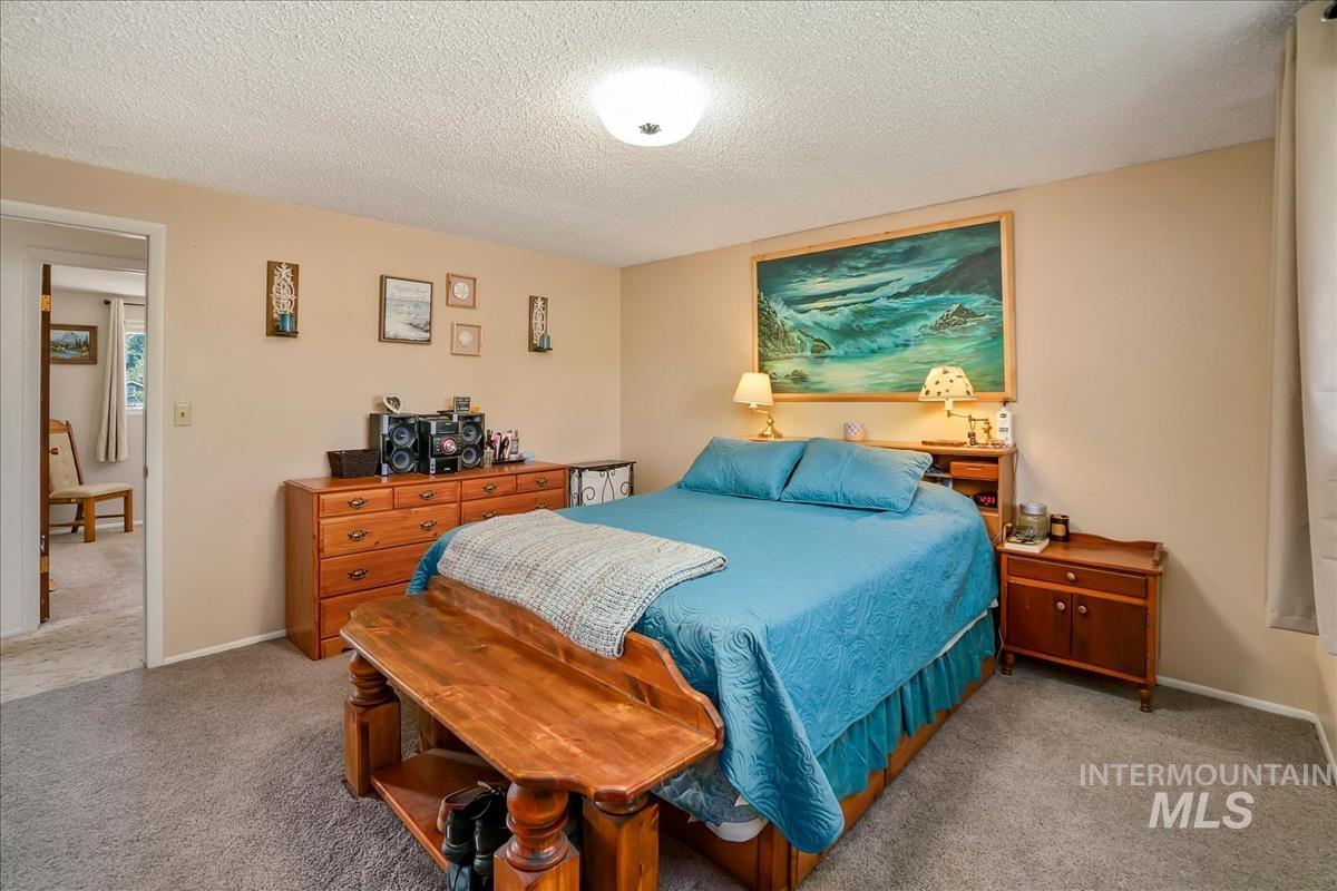 10730 W Hollandale Dr, Boise, Idaho 83709, 3 Bedrooms, 2 Bathrooms, Residential For Sale, Price $559,000,MLS 99000488